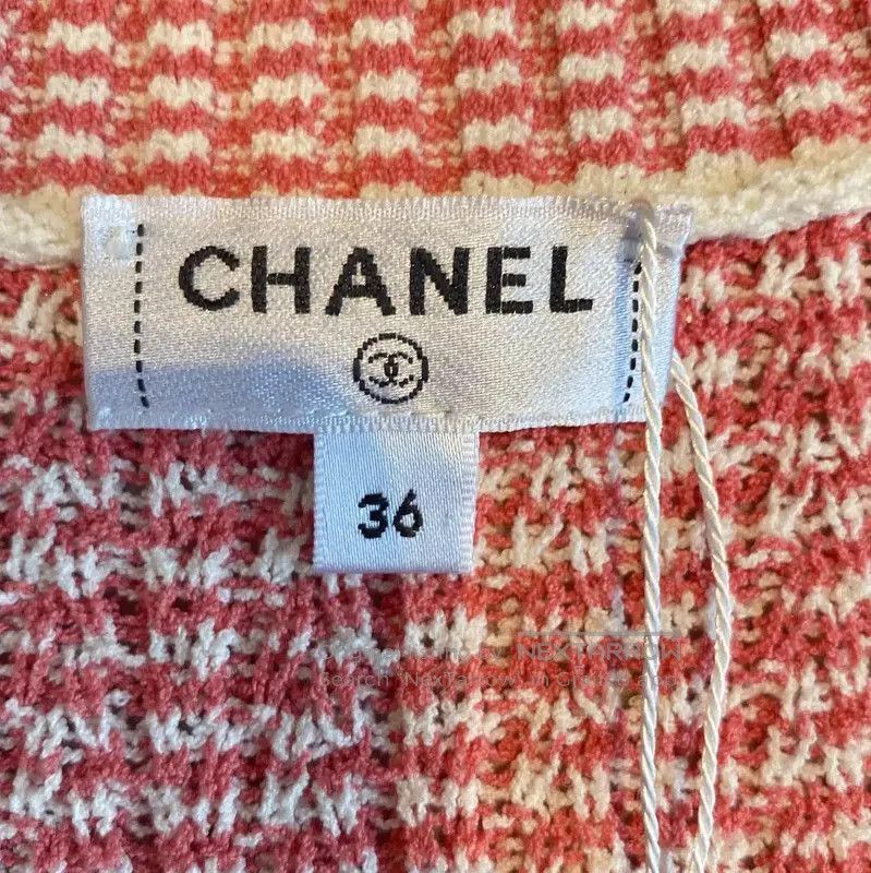 Chanel Chanel Red Striped Cotton Crop T-Shirt . Size M / US 6-8 / IT 42-44 - 3 Thumbnail