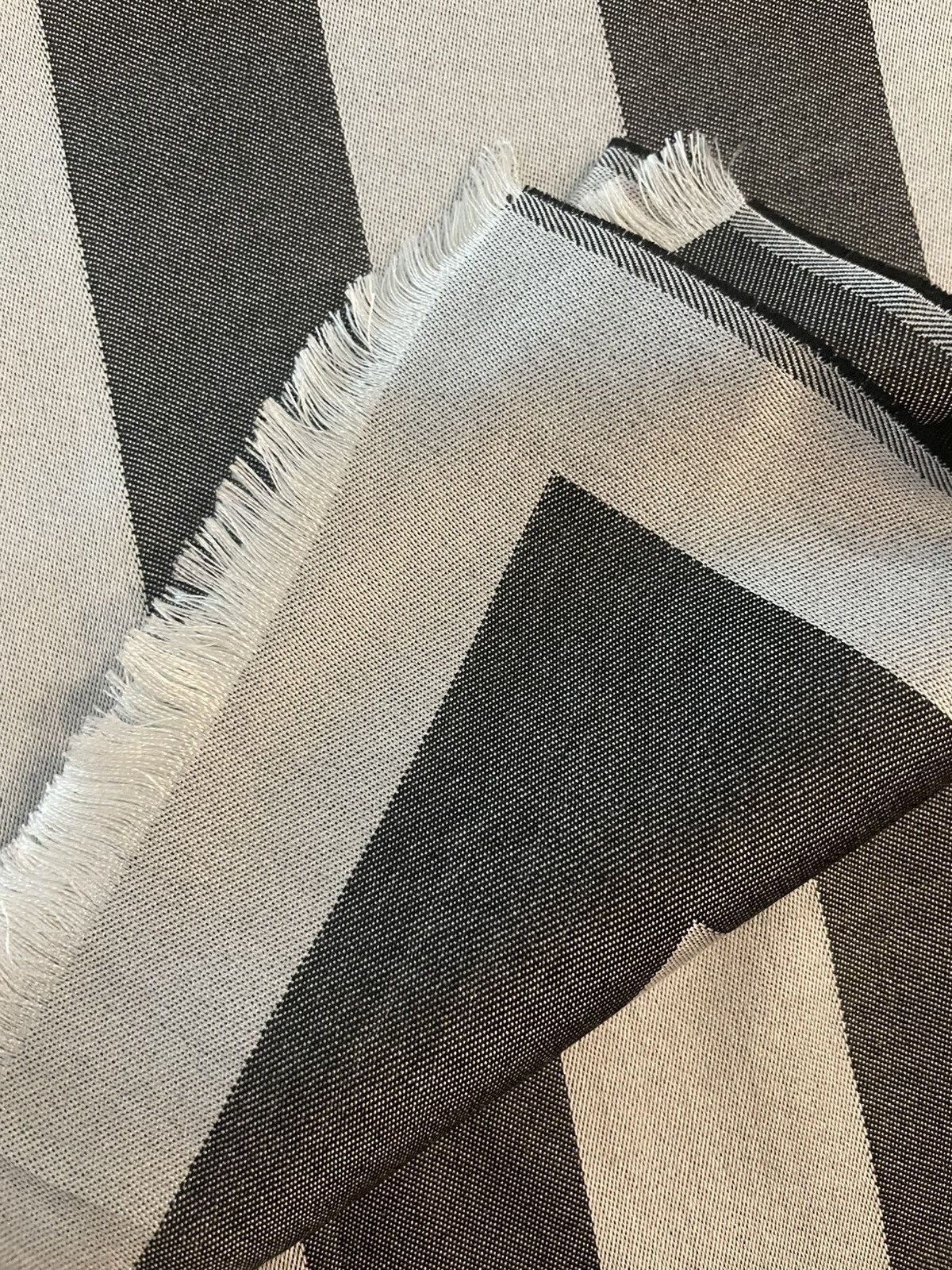 Loewe Loewe silk scarf foulard Size ONE SIZE - 2 Thumbnail