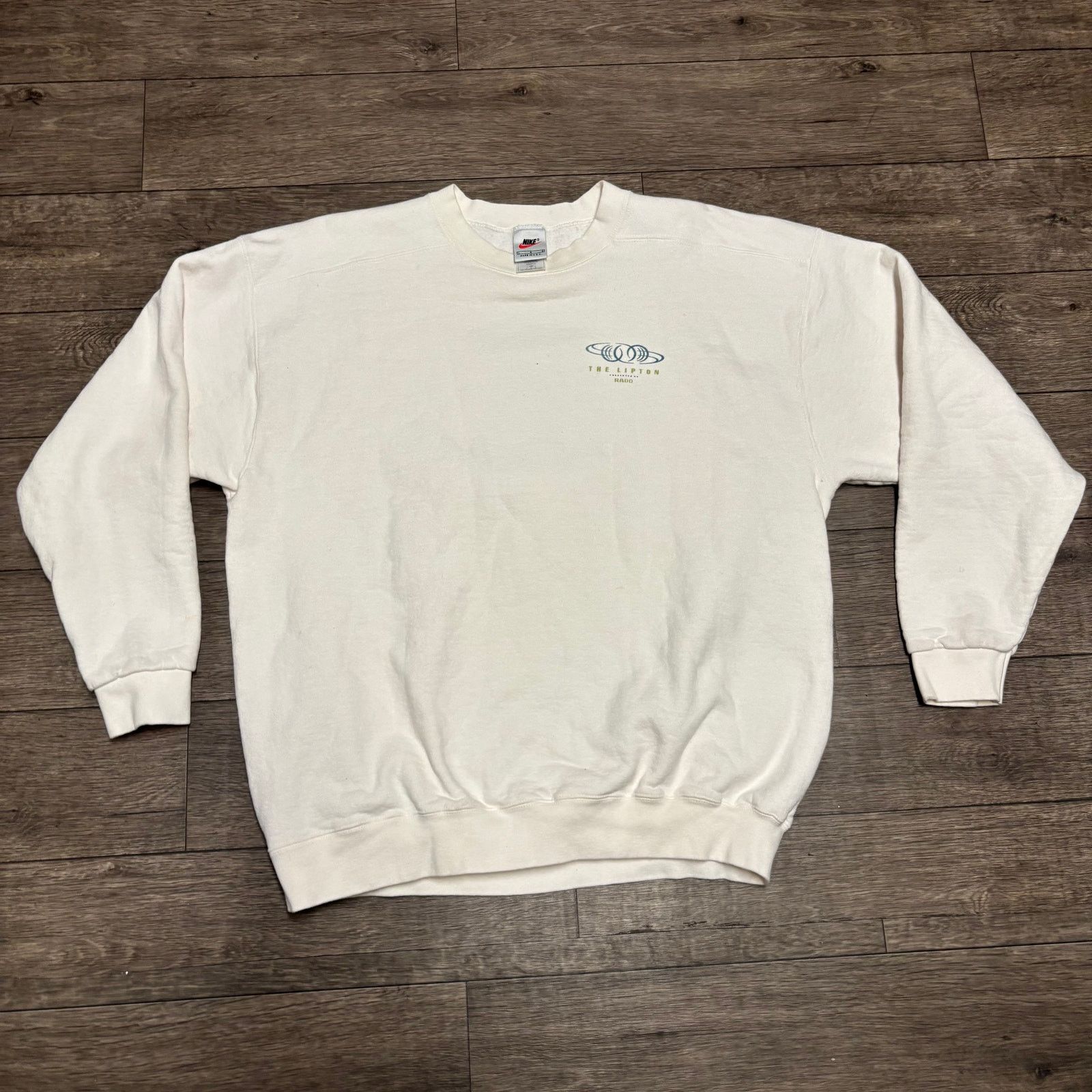 Nike × Vintage Vintage Nike Tennis The Lipton White Sweatshirt Sz L Size US L / EU 52-54 / 3 - 3 Thumbnail