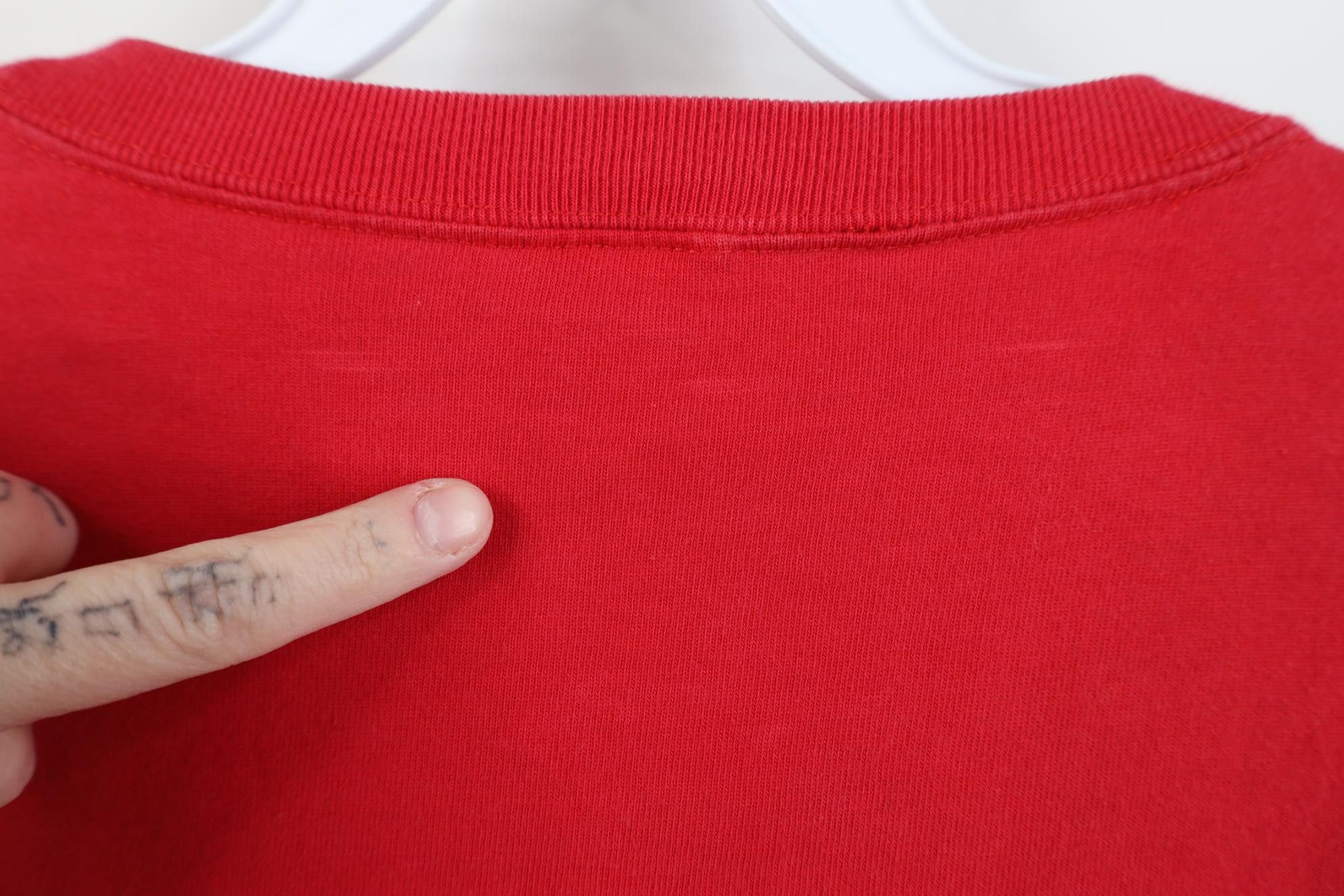 Vintage Vintage 90s Looney Tunes Bugs Bunny and Friends T-Shirt Red Size US XL / EU 56 / 4 - 11 Thumbnail