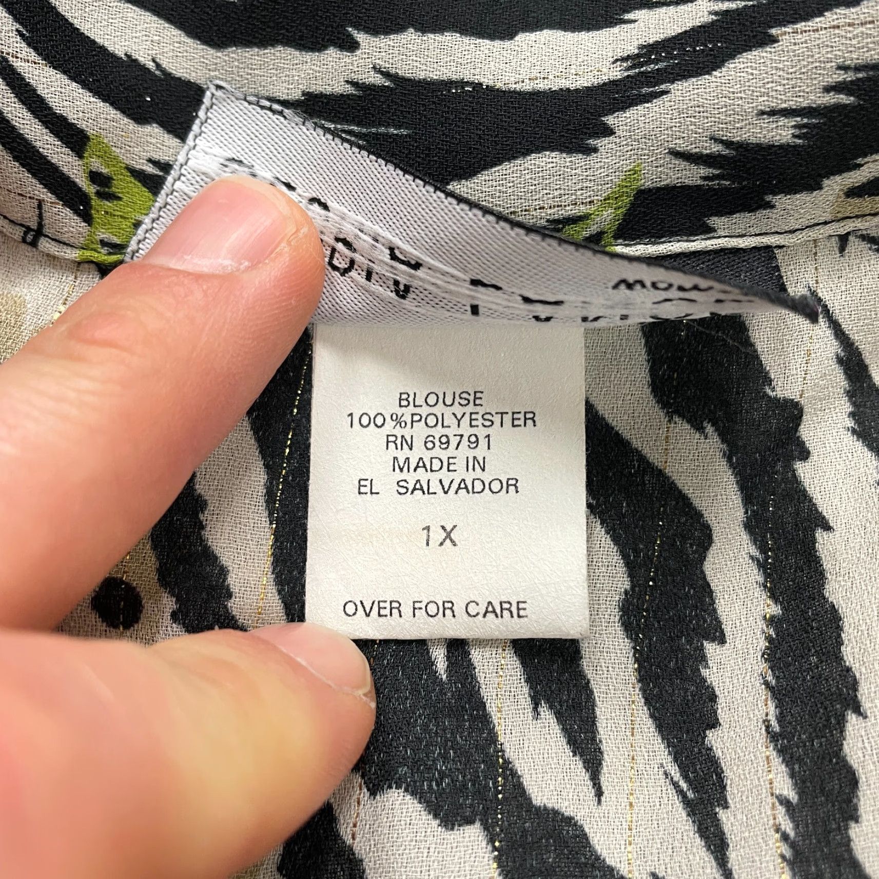 Lancel Gloria Lance Button Up Shirt Women XL Multicolor Zebra Floral Padded Shoulders Knit Polyester Spandex Casual Floral Bohemian Hawaii Size XL / US 12-14 / IT 48-50 - 6 Thumbnail