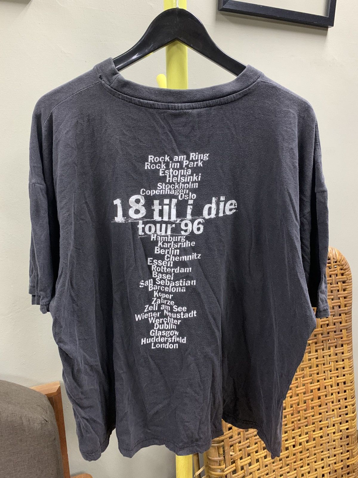 Band Tees VINTAGE 1996 BRYAN ADAMS TOUR BAND TEE Size US L / EU 52-54 / 3 - 4 Thumbnail