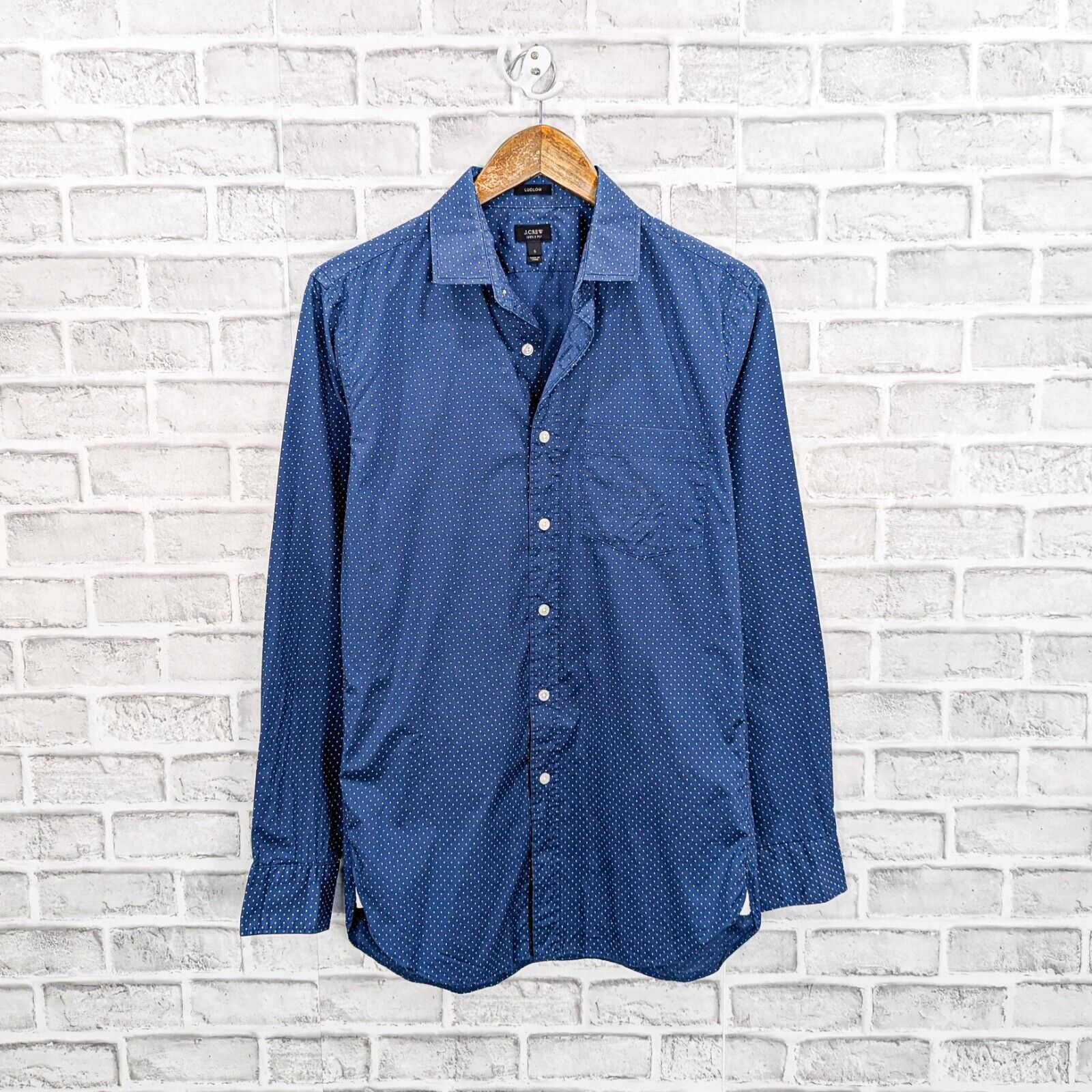 J.Crew J. Crew Ludlow Men's Button up Shirt Blue w Mini Polka dot Size US S / EU 44-46 / 1 - 1 Thumbnail