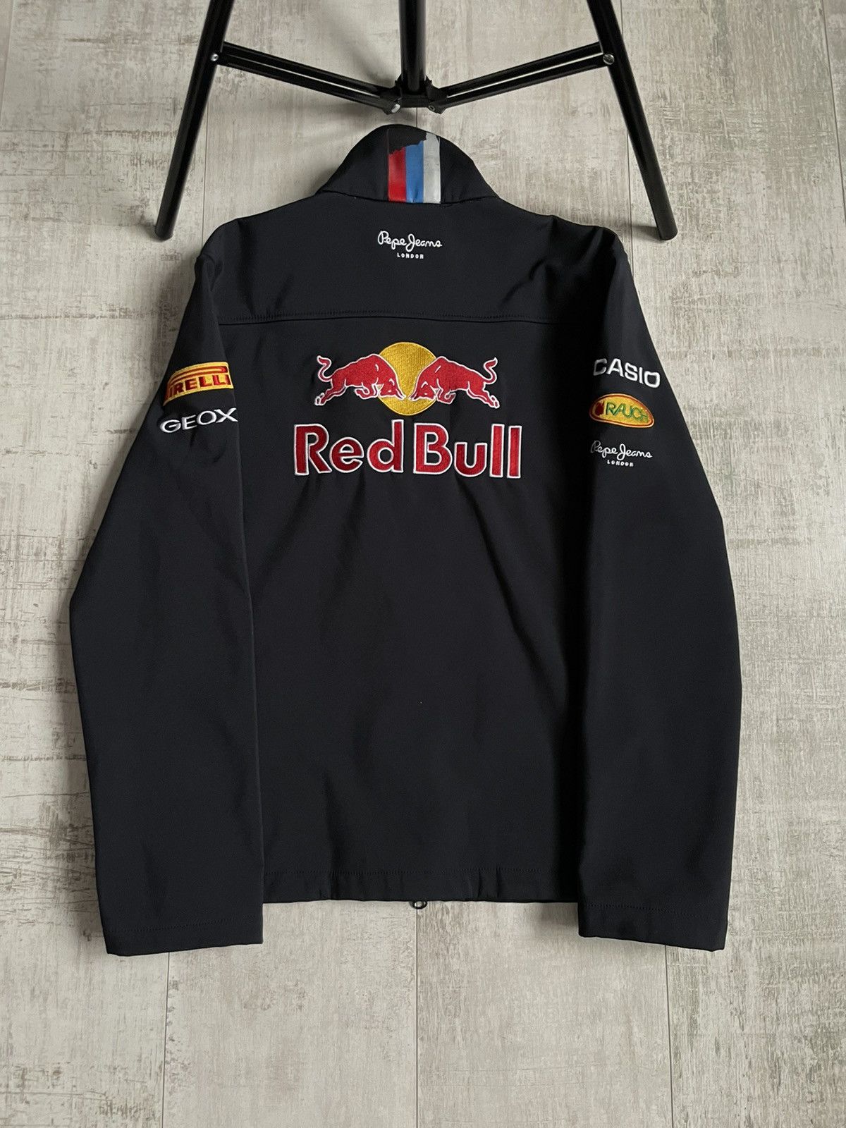 Red Bull Vintage Red Bull Racing Y2K Pirelli Jacket 00’s RARE Size XS / US 0-2 / IT 36-38 - 2 Thumbnail