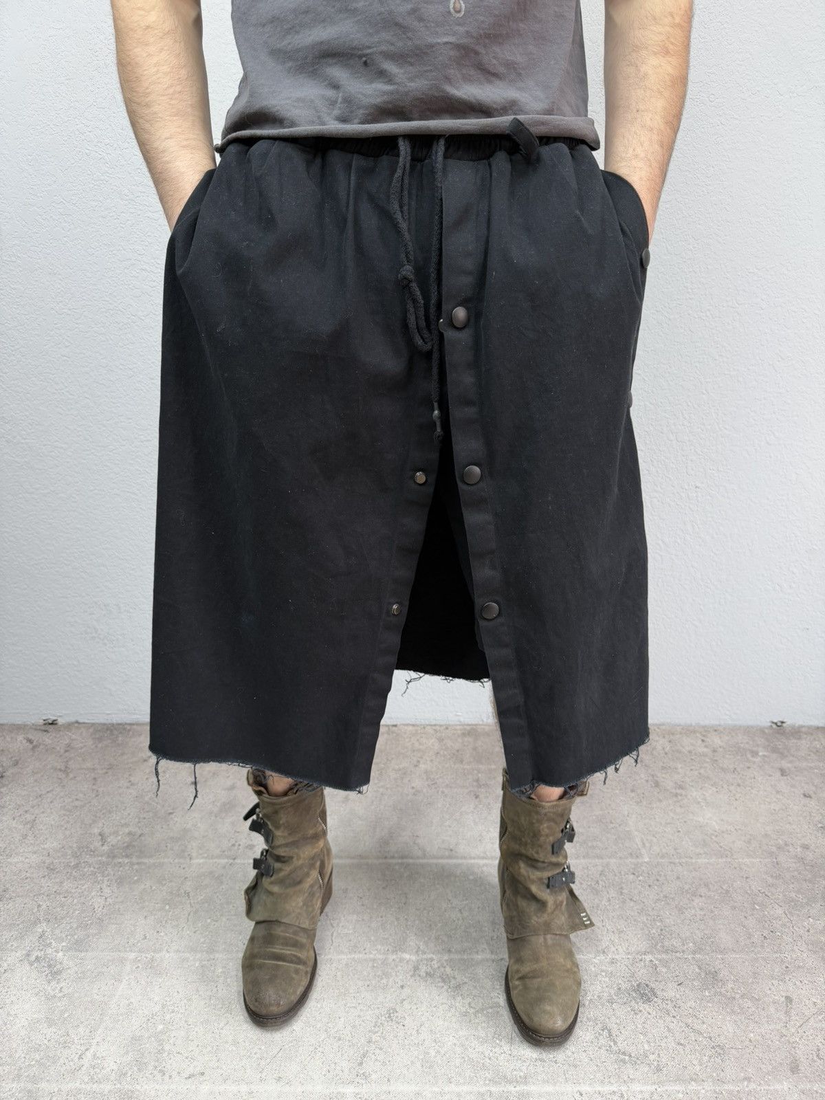 If Six Was Nine Vintage Rick Owens Style Skirt Shorts Black Archival Size US 32 / EU 48 - 1 Thumbnail