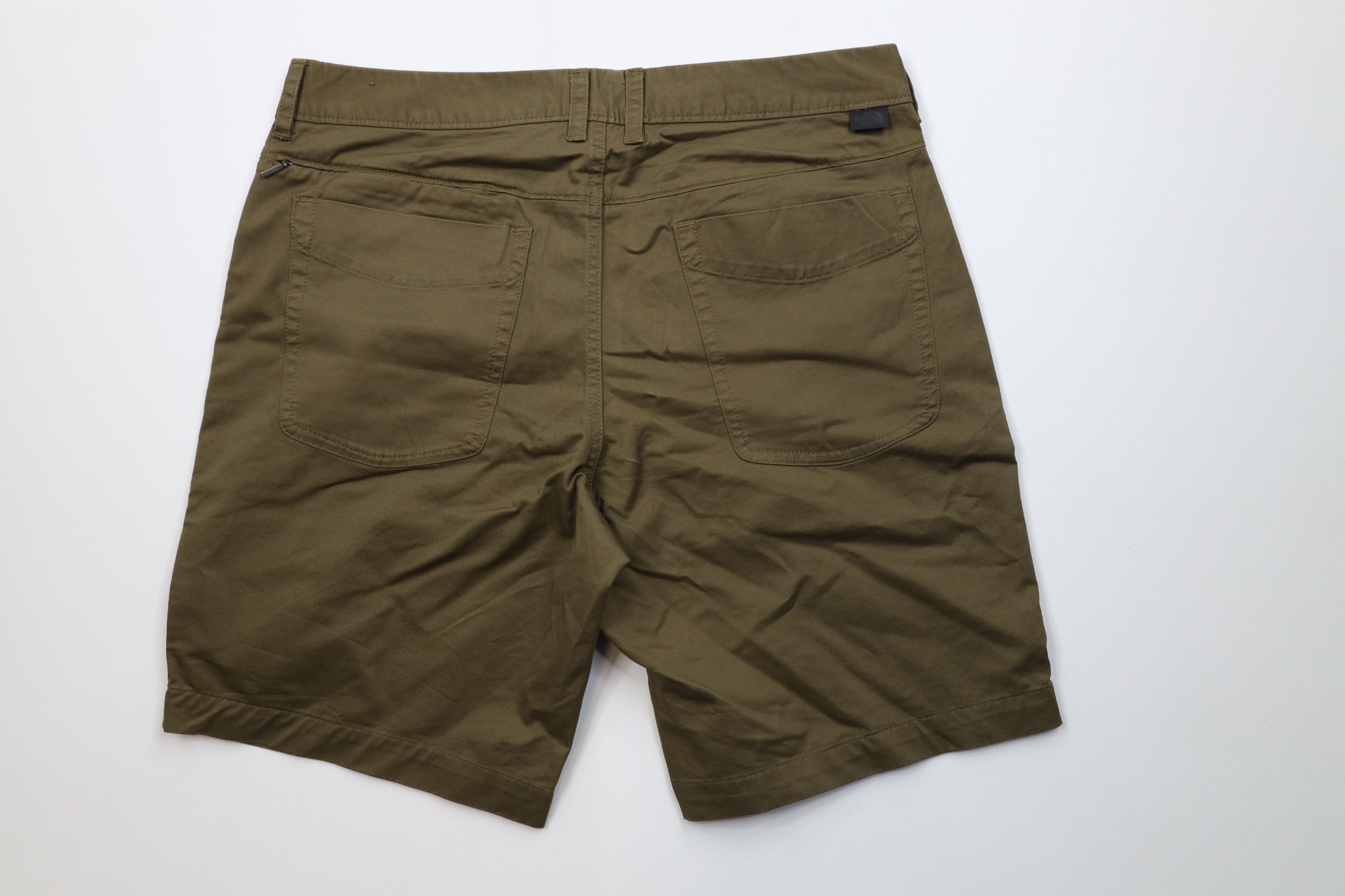 The North Face The North Face Spell Out Trekking Hiking Chino Shorts Green Size US 34 / EU 50 - 8 Thumbnail