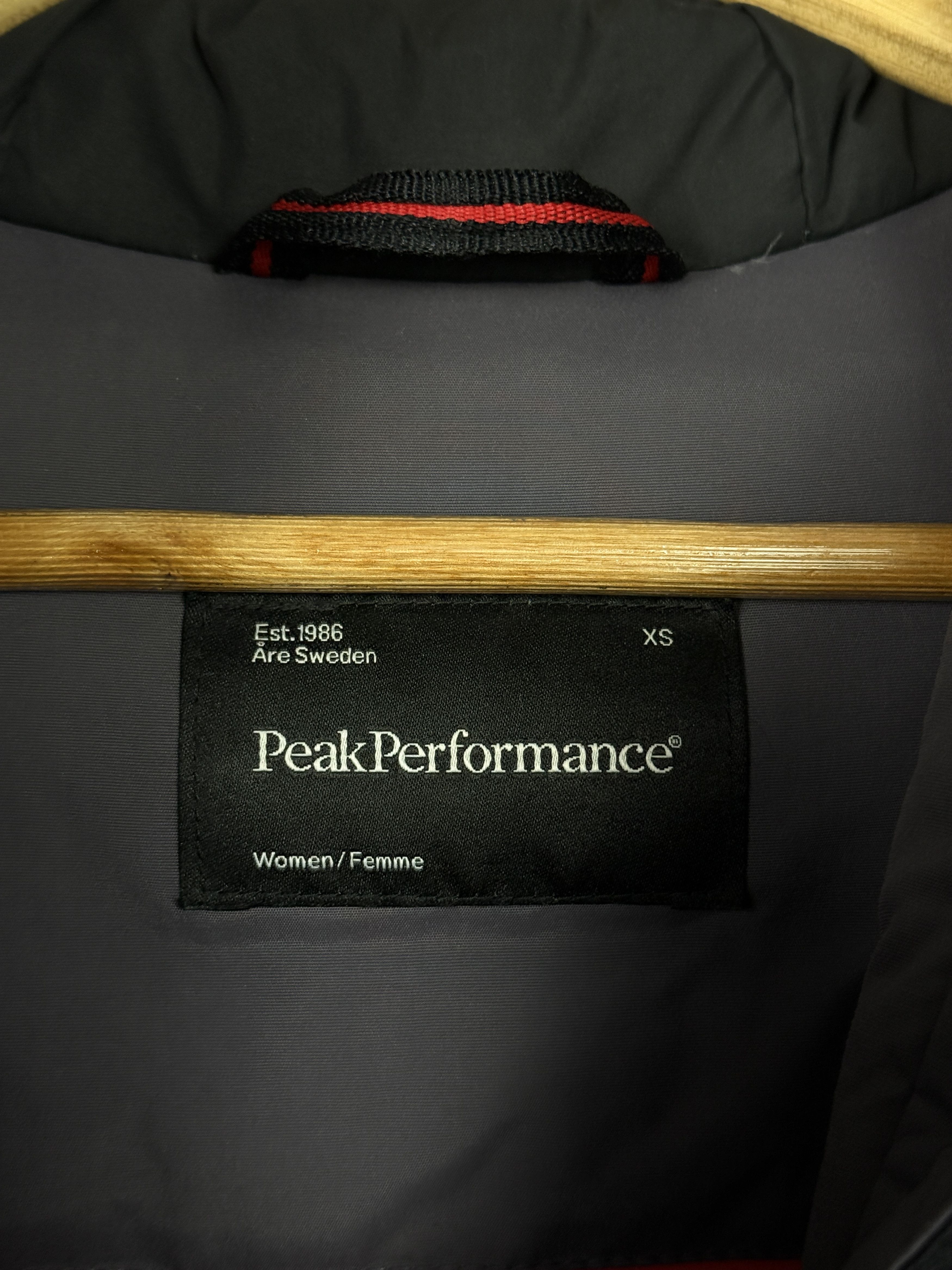 Peak Performance Peak Performance women’s down parka insulated winter jacket Size XS / US 0-2 / IT 36-38 - 8 Thumbnail