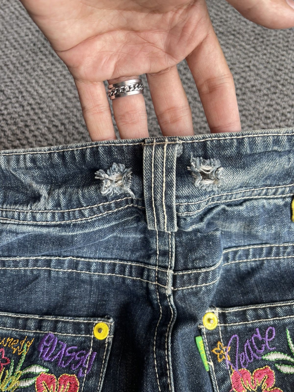 Designer × Japanese Brand Surf Hawaii Y2K Jeans Embroidery Floral Pocket Size US 34 / EU 50 - 9 Thumbnail