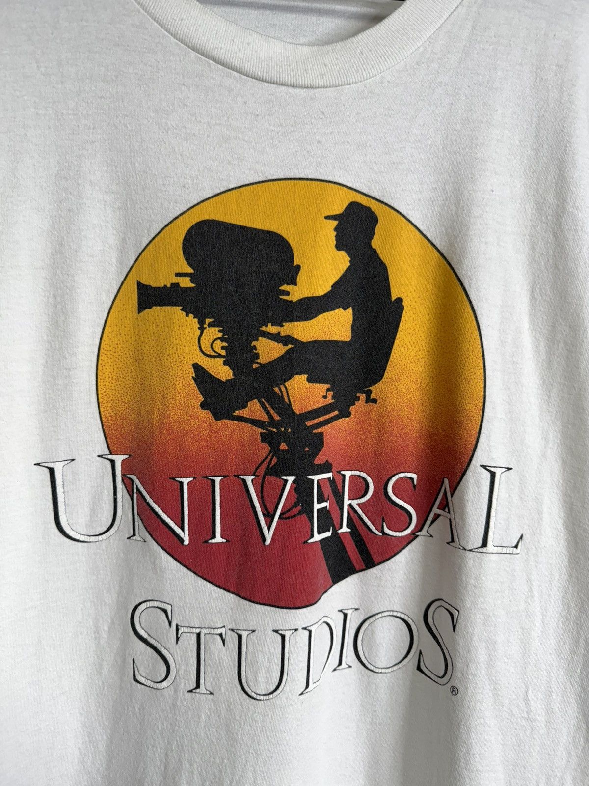 Vintage Vintage 90’s Universal Studios Producers T-Shirt Size 2XL Size US XXL / EU 58 / 5 - 4 Thumbnail