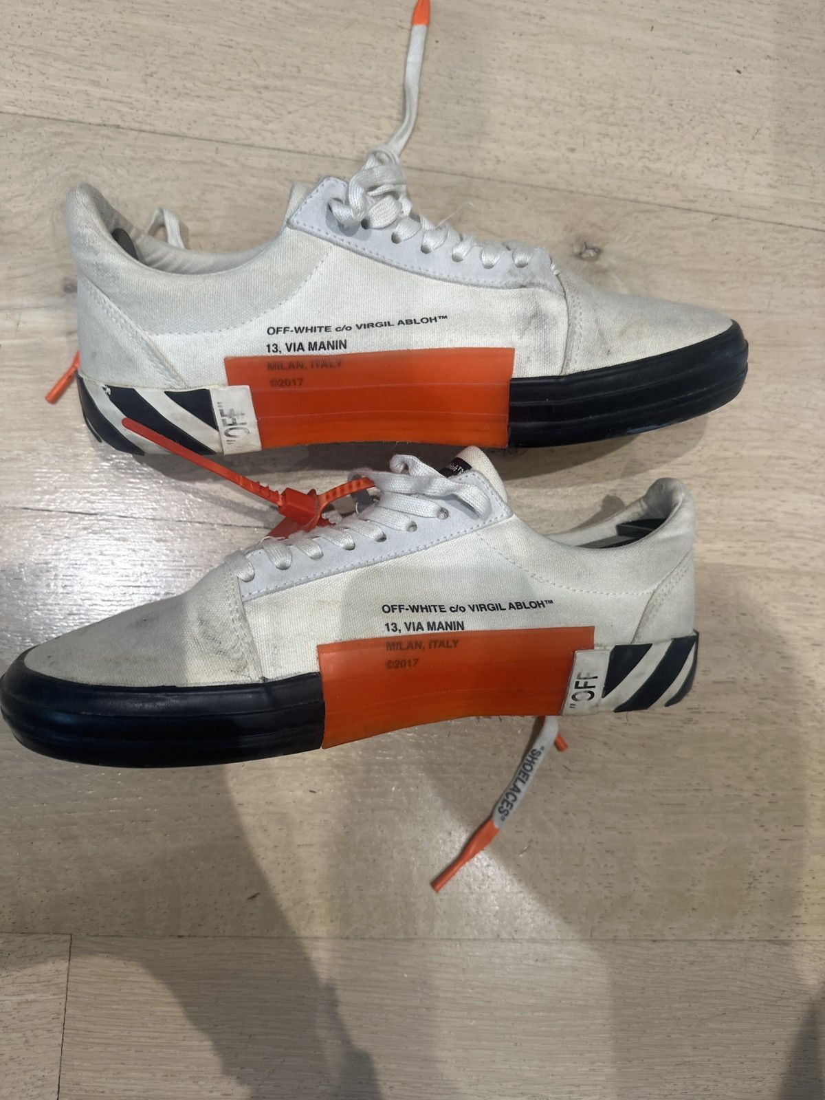 Off-White Off-white/virgin abloh low top sneaker Size US 8.5 / EU 41-42 - 8 Thumbnail