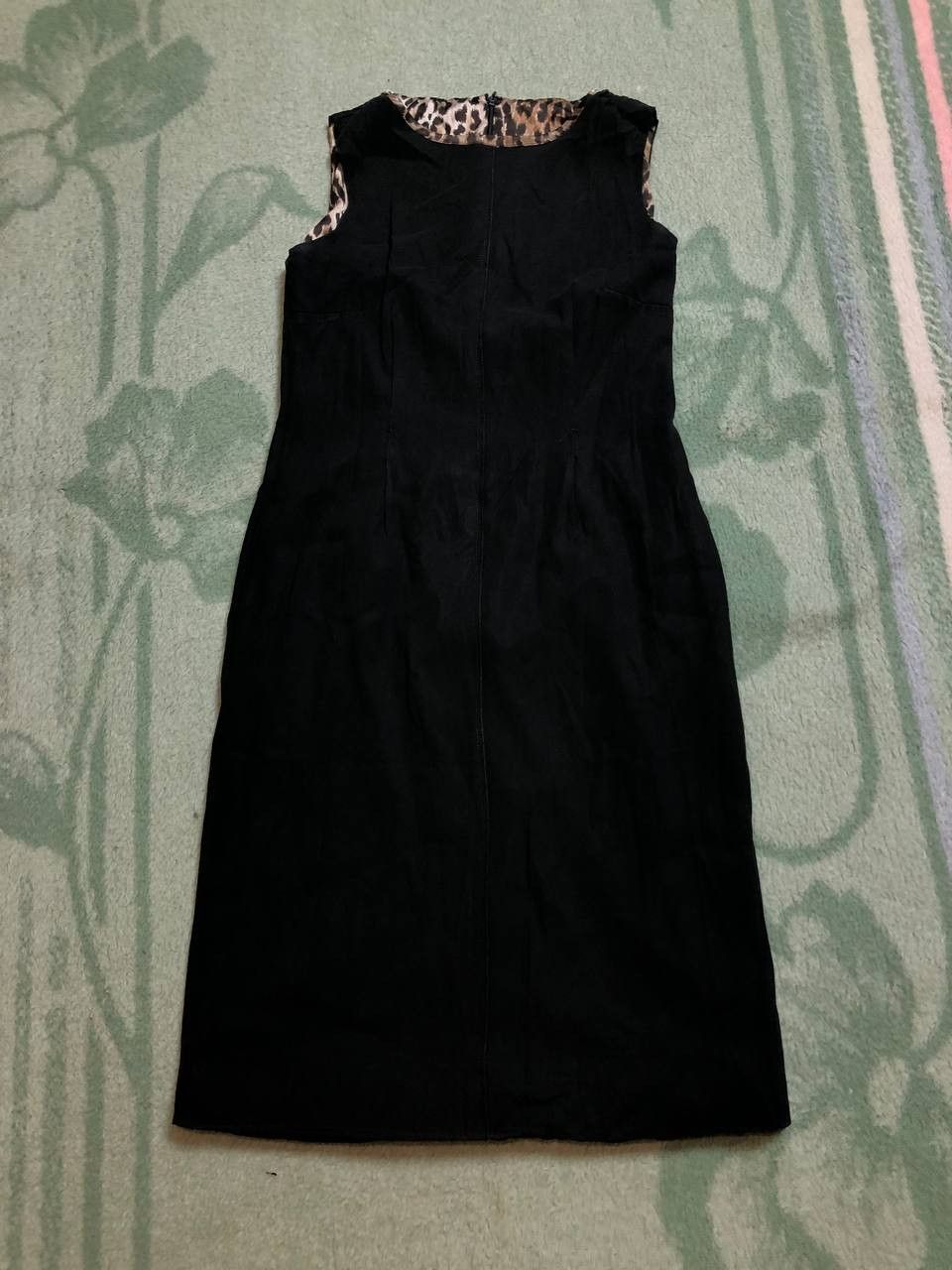 Dolce & Gabbana Luxury Dolce & Gabbana Animal Print Midi Dress Size M Size M / US 6-8 / IT 42-44 - 13 Thumbnail