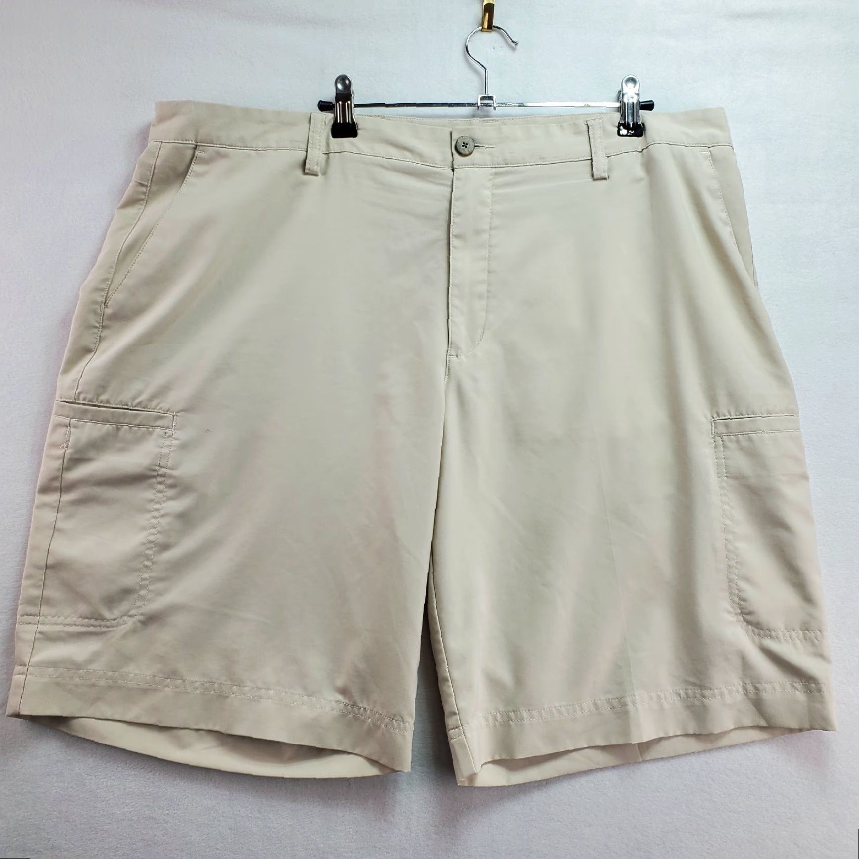 Adidas Adidas Golf Shorts Men 40 Ivory 100% Polyester Pockets Classic Fit Active Casual Size US 40 / EU 56 - 3 Thumbnail