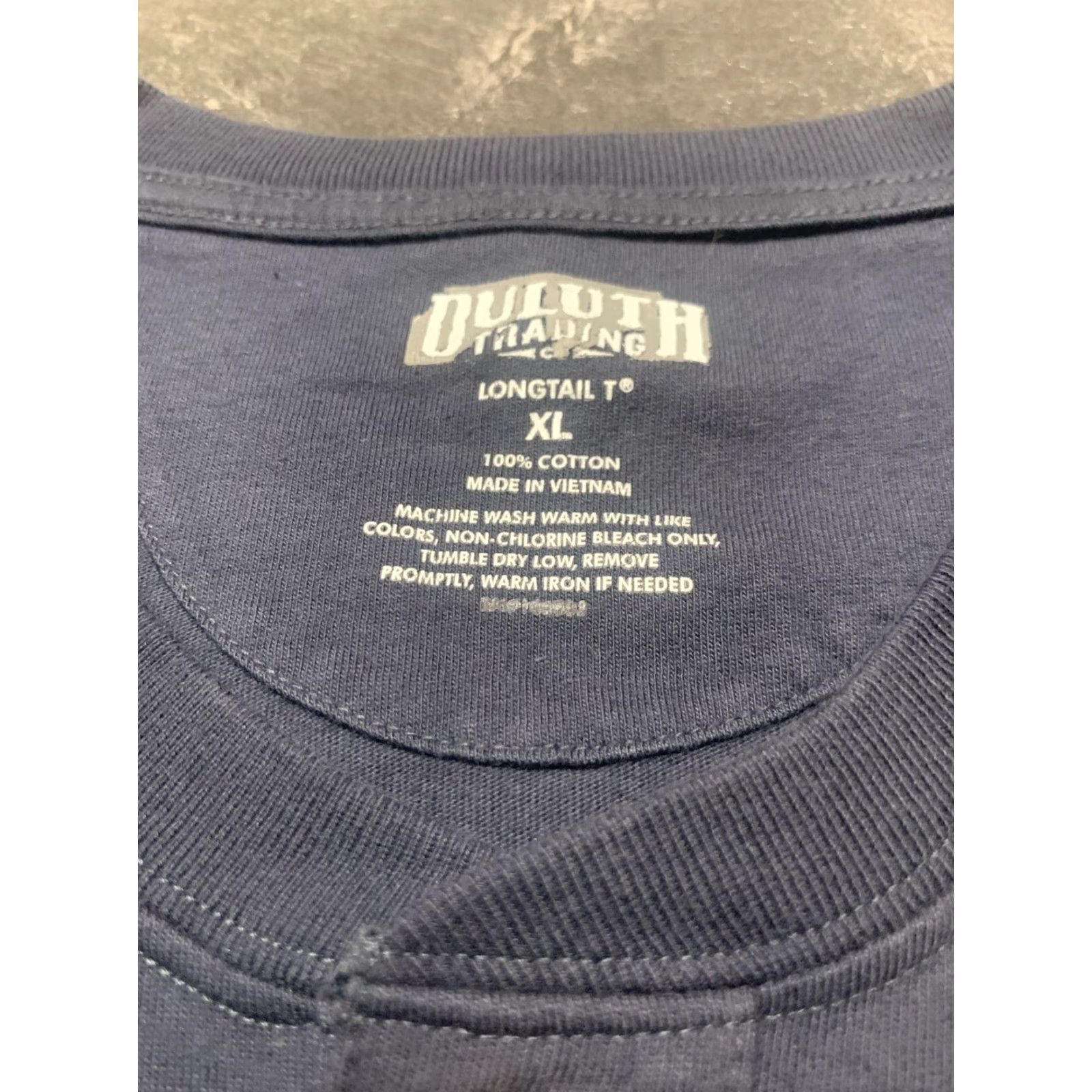 CO VINTAGE Duluth Trading Co Longtail T Henley T-Shirt Men XL Blue Short Sleeve Cotton Outdoor Pocket Size US XL / EU 56 / 4 - 5 Thumbnail