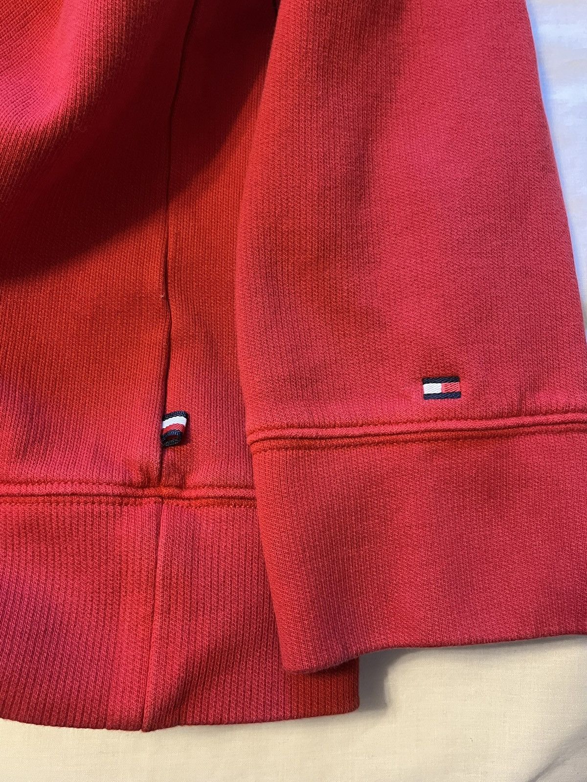 Tommy Hilfiger Worn by D1 basketball player 6’8” 210 Size US L / EU 52-54 / 3 - 5 Thumbnail
