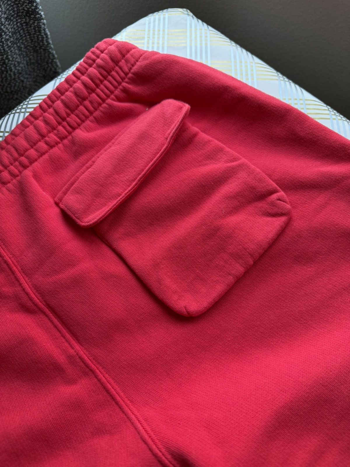 Off-White Off-White FW19/20 Red Sweatpants Size US 33 - 2 Thumbnail