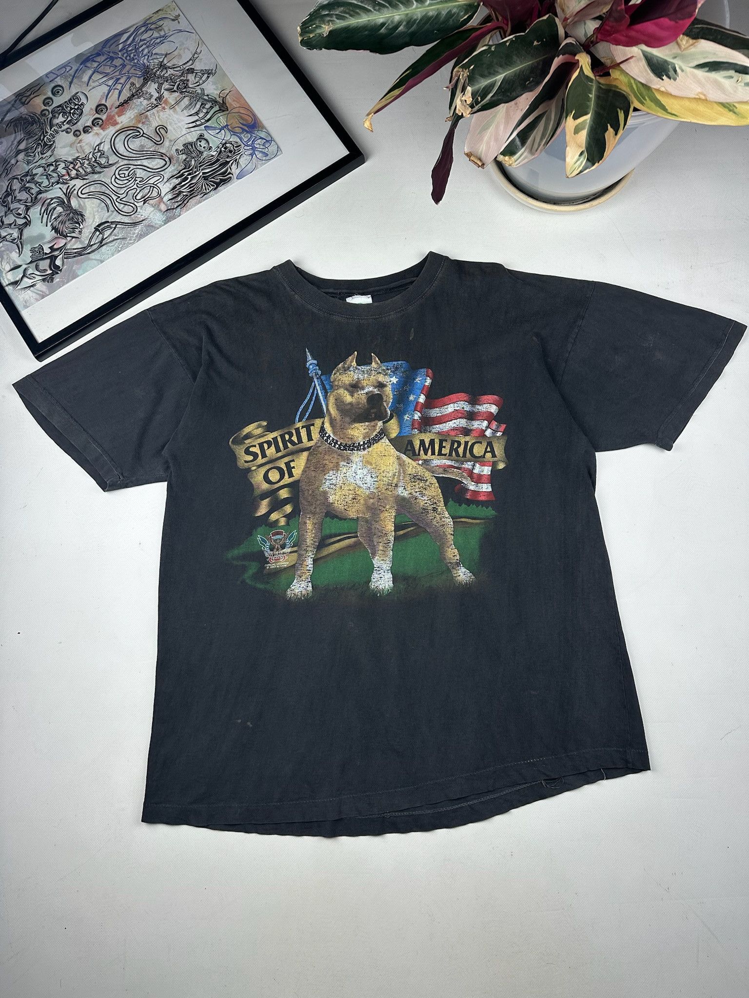 Vintage 90s Spirit of America Dog Graphic Vintage T-Shirt Size US XL / EU 56 / 4 - 1 Thumbnail