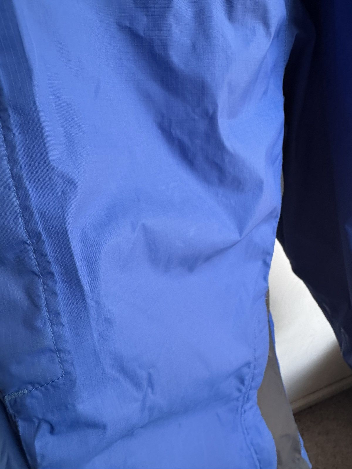 The North Face Vintage The North Face Hyvent Shell Jacket Blue Size US L / EU 52-54 / 3 - 18 Thumbnail