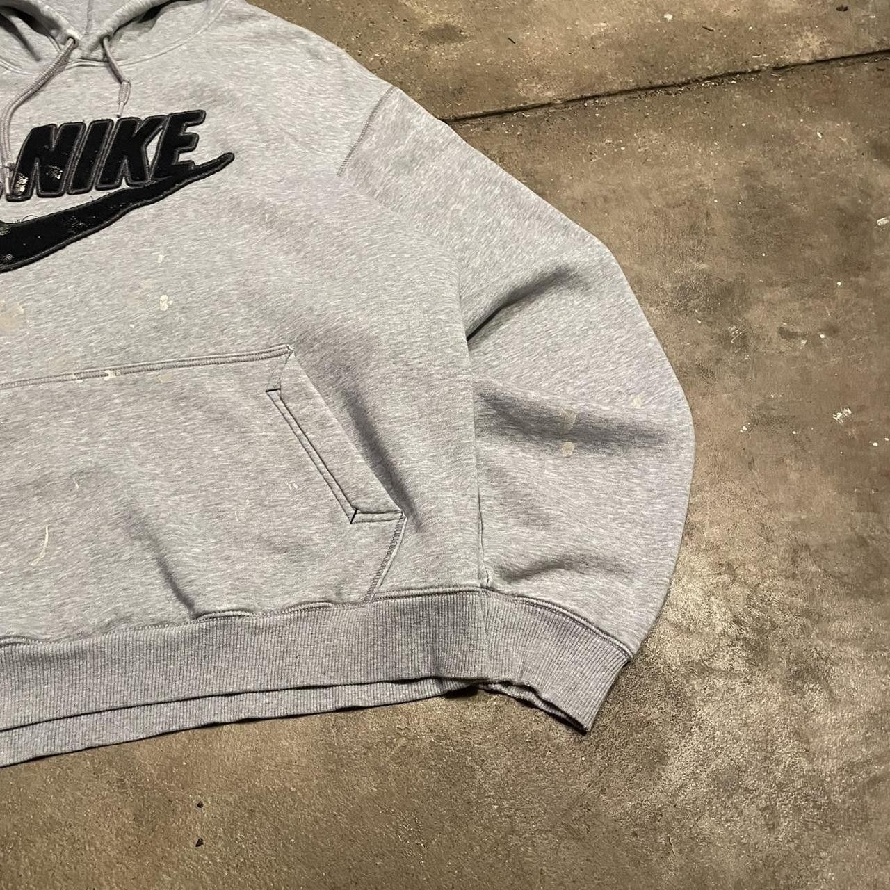 Nike 2000s Nike Gray Hoodie Cool Paint Splash On Front Size XL Size US XL / EU 56 / 4 - 2 Thumbnail