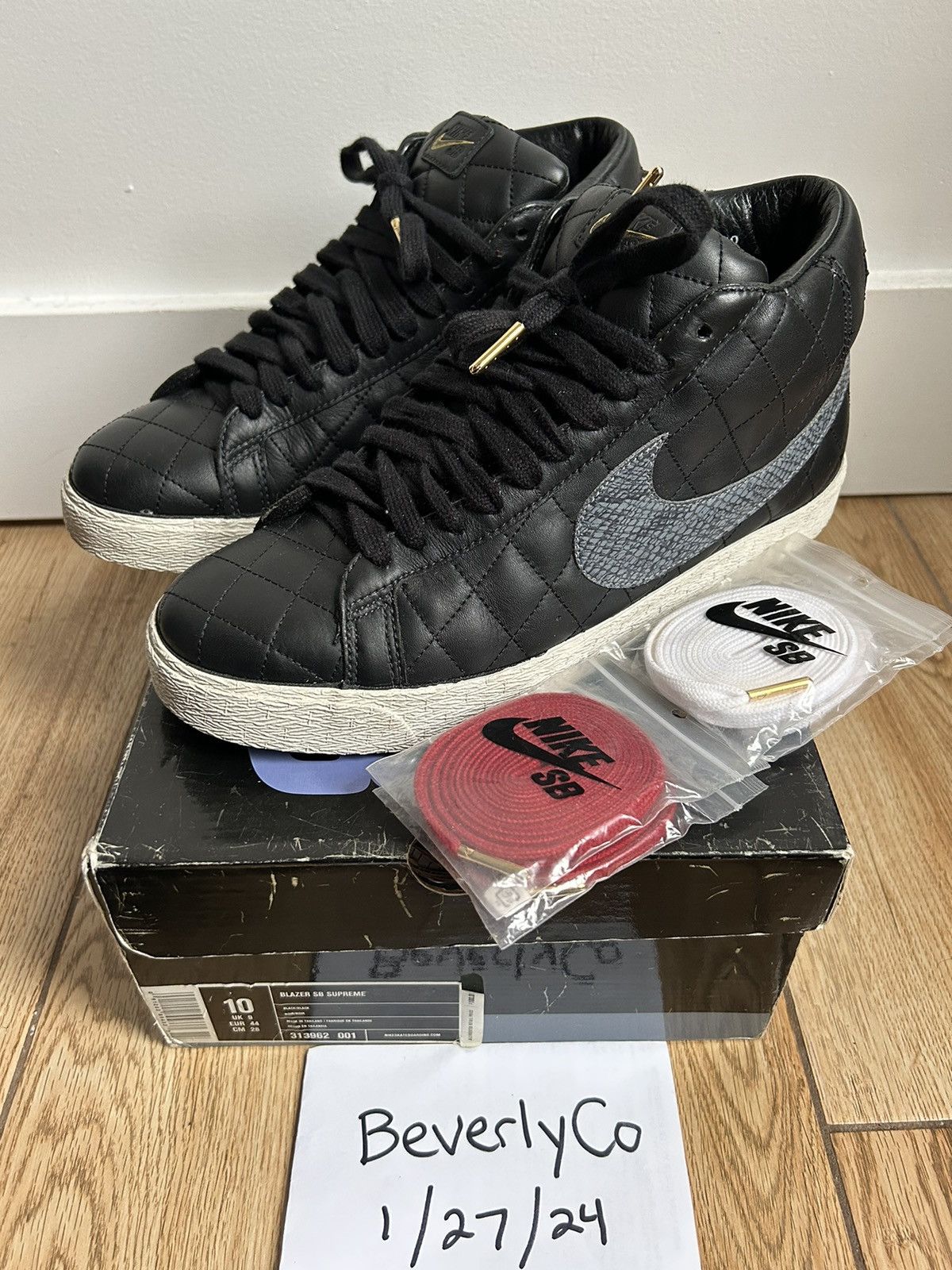 image of Nike Sb X Supreme Blazer - Size 10 Black Shoes, Men's