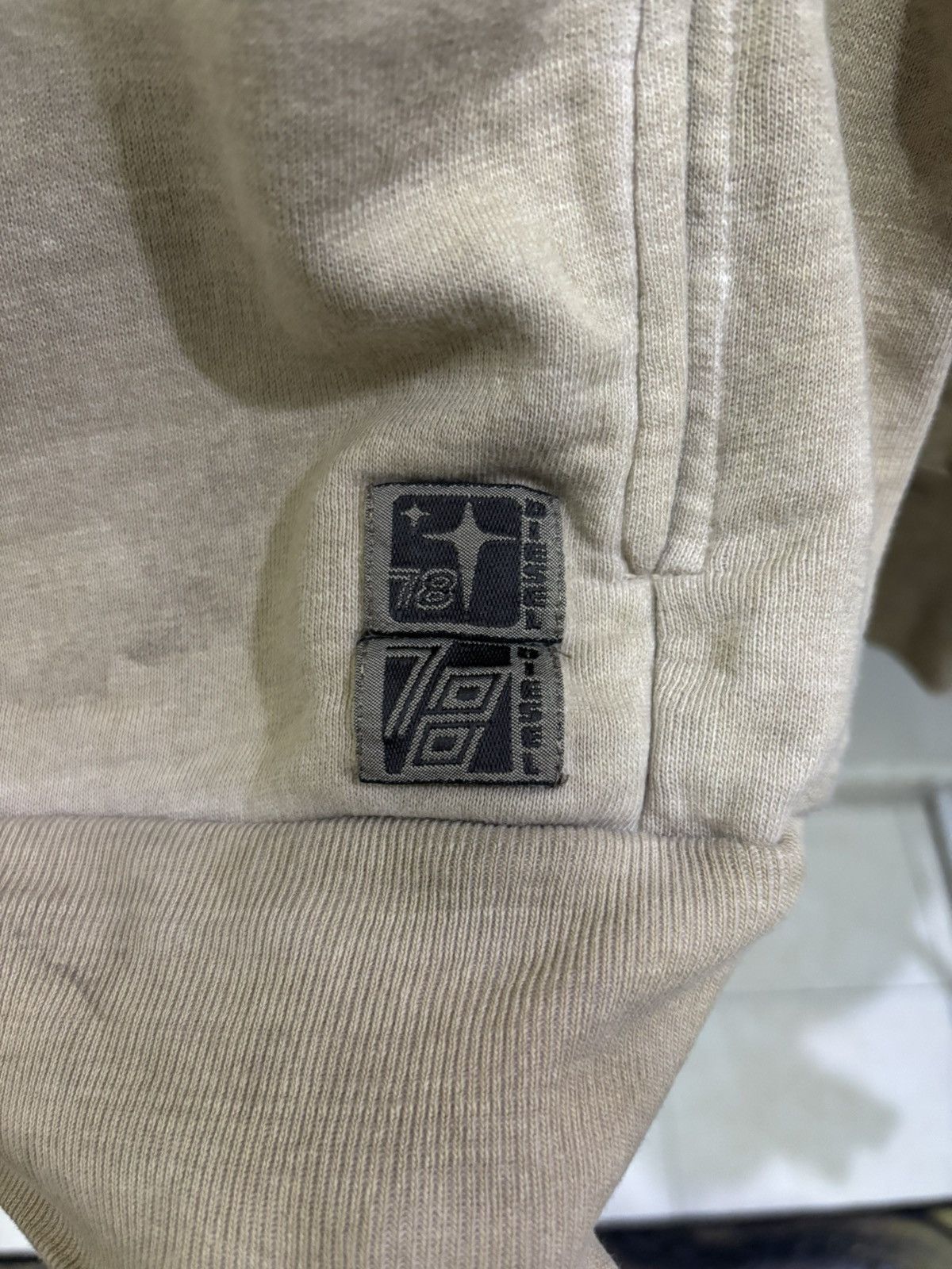 Diesel Diesel Skull Pocket Sleeve Hoodie Size US L / EU 52-54 / 3 - 4 Thumbnail