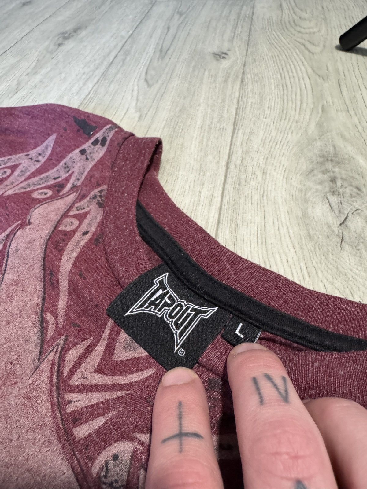 Tapout Vintage Tapout Cross Shirt Size US L / EU 52-54 / 3 - 5 Thumbnail