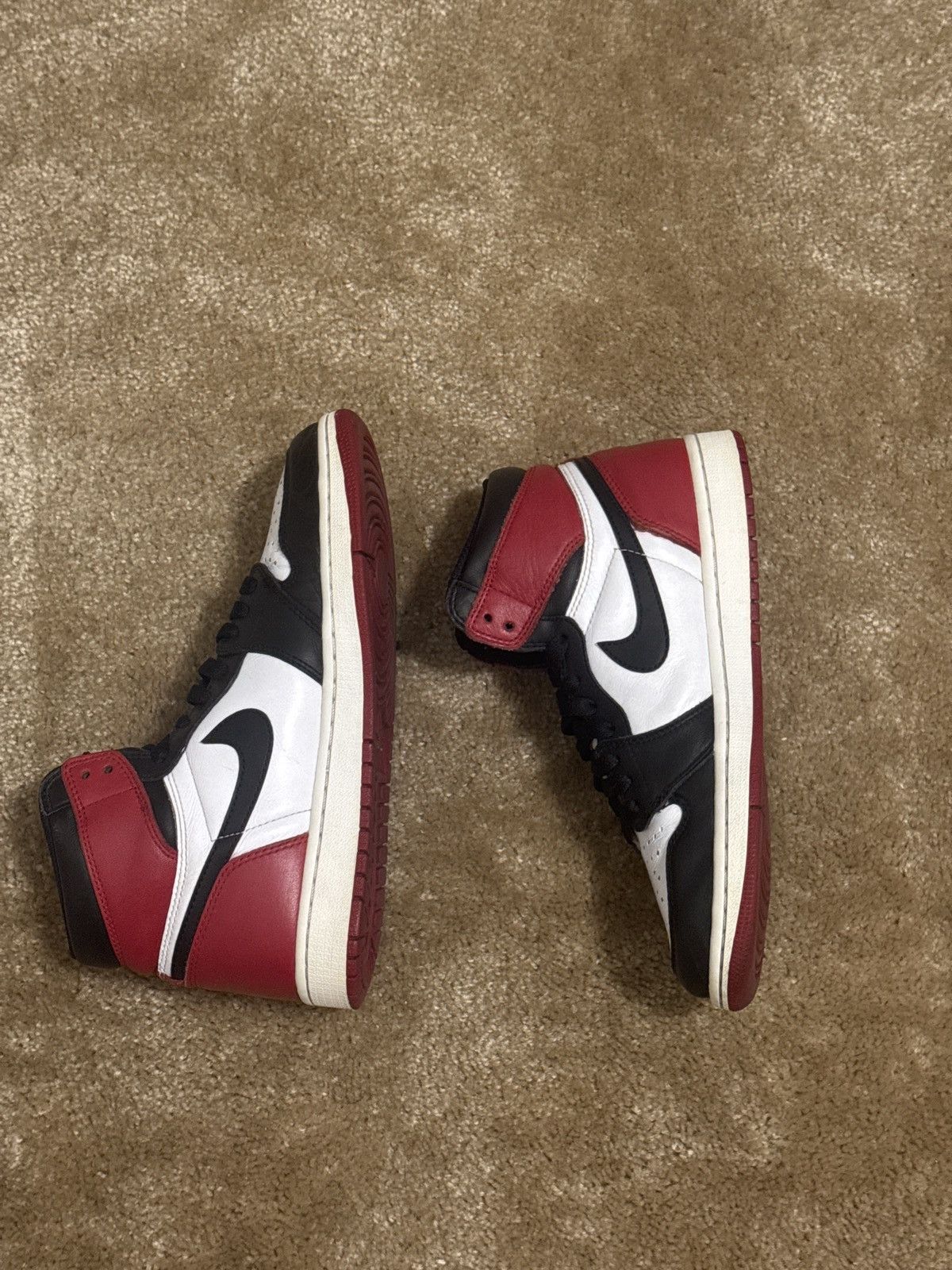 Jordan Brand Air jordan 1 retro high OG BLACK TOE 2016 Size US 8 / EU 41 - 2 Thumbnail