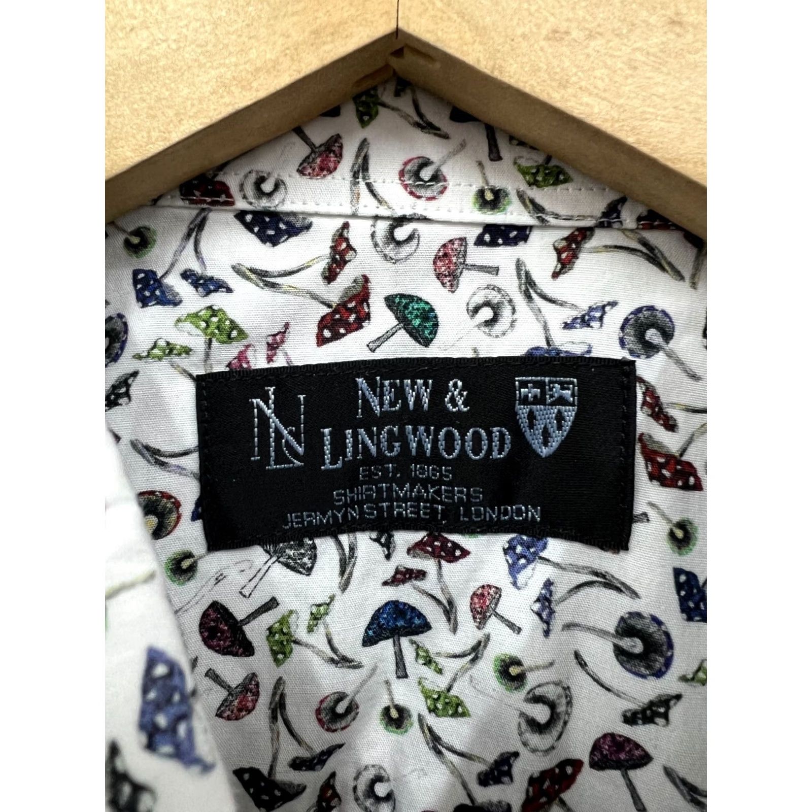 Vintage New & Lingwood Cotton Dress Shirt Mushroom Print Size 15 1/2 Size 40R - 4 Thumbnail