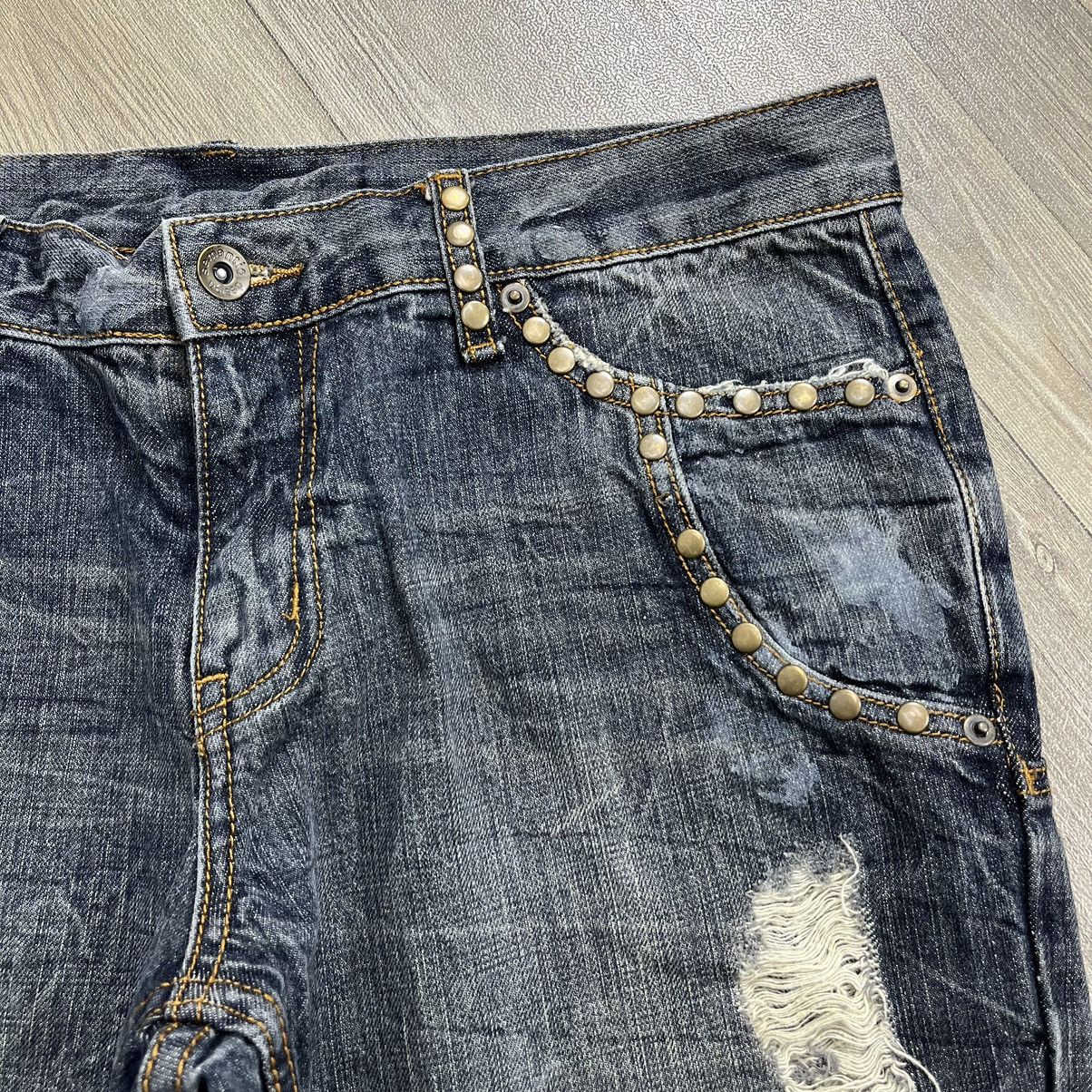 semanticdesign Y2K Semanticdesign Studded Distressed Flared Jeans BootCut Size US 31 - 7 Thumbnail