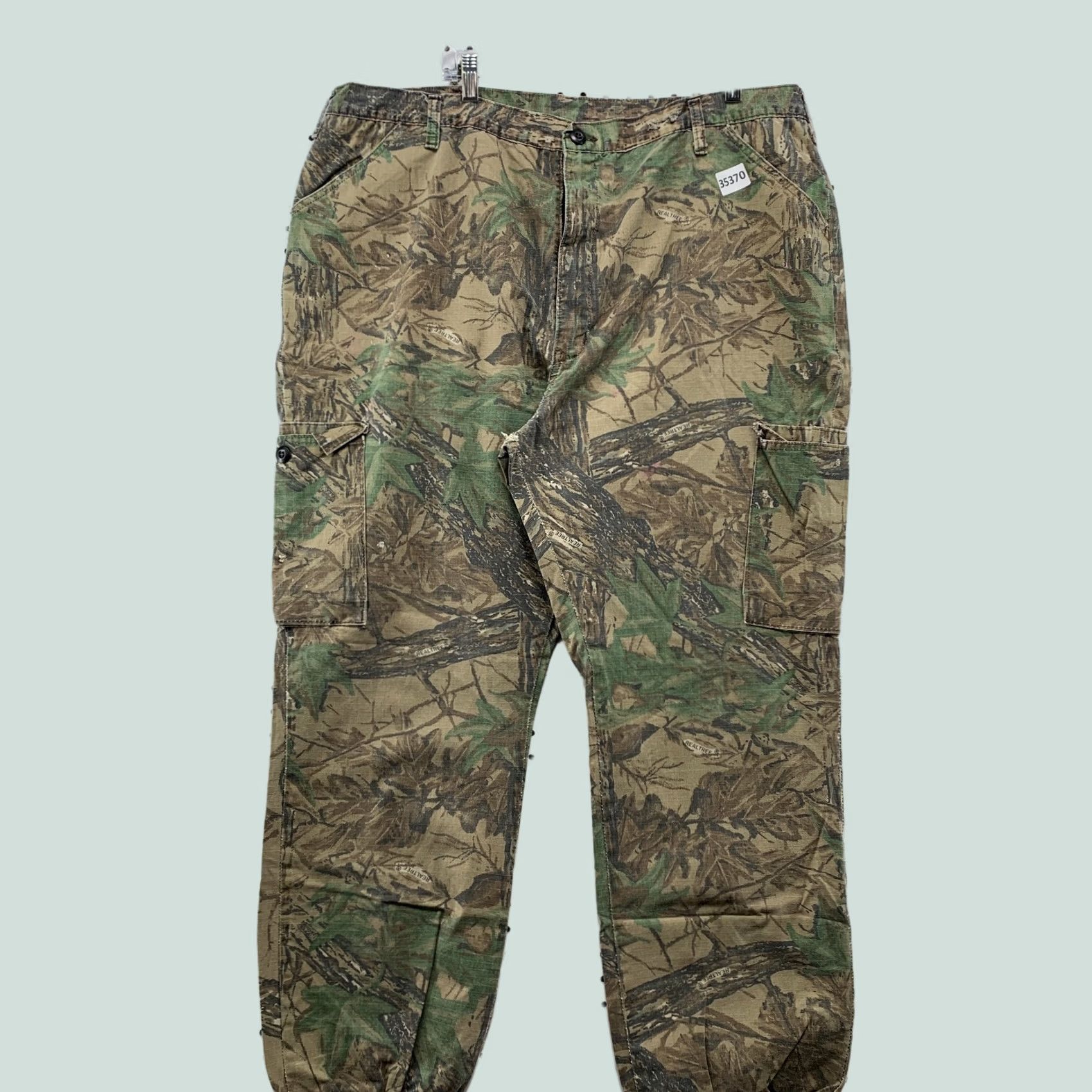 AMO VINTAGE Camo Hunting Pants Size 2XL 42x30 Brown Tree Made USA Pants Men 2XL Camouflage Cargo Relaxed Straight Inseam 30 USA Brown Camouflage 42x30 Size US 39 - 1 Thumbnail