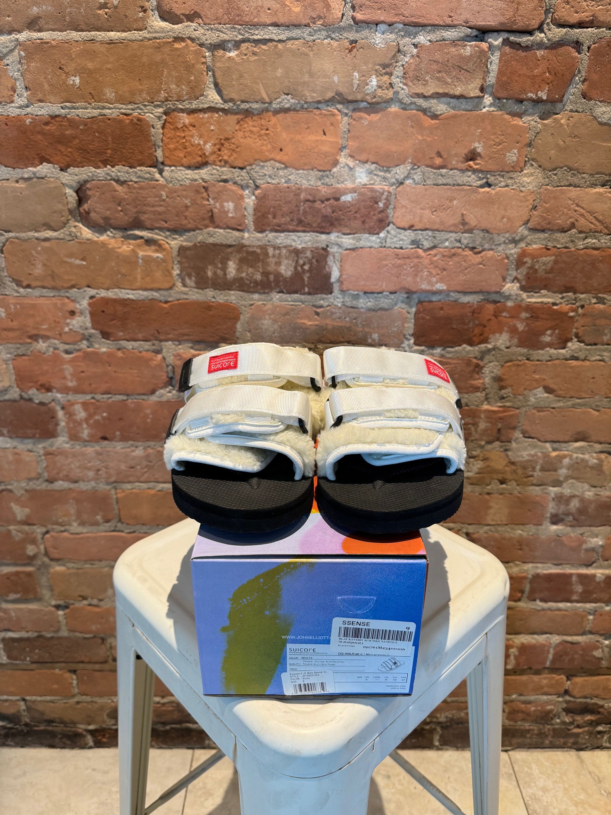 John Elliott × Suicoke Suicoke x John Elliott MOTO-VS Sandals Cream Shearling Size US 9 / EU 42 - 2 Thumbnail