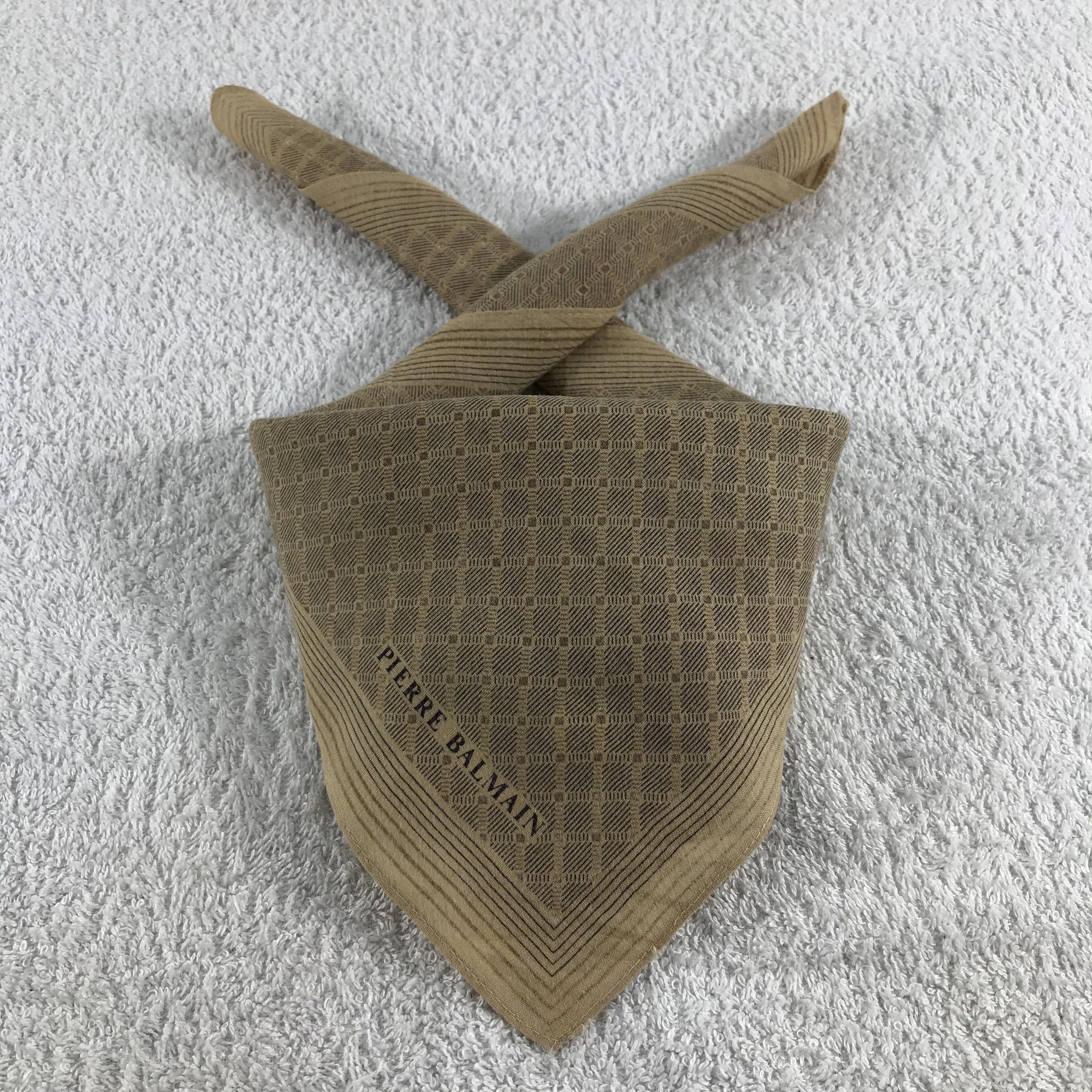 Pierre Balmain × Vintage Pierre Balmain Bandana / Handkerchief / Neckerchief - S230 Size ONE SIZE - 3 Thumbnail