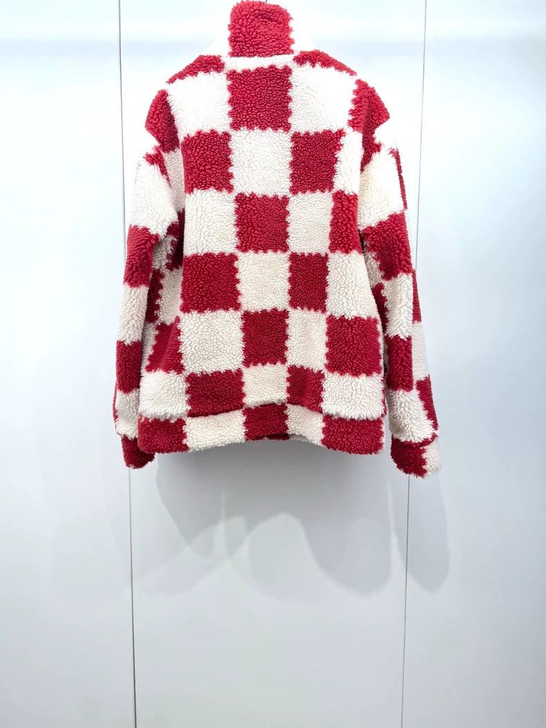 Louis Vuitton Louis Vuitton 22 red and white checkerboard teddy jacket 25 Size US XXL / EU 58 / 5 - 2 Thumbnail