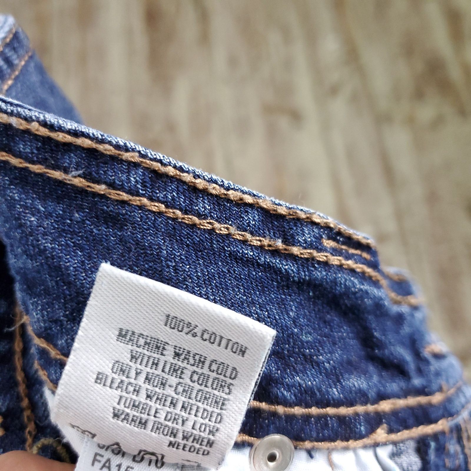 American Rag American Rag Patch Distressed Cropped Jeans Size 7 Size 33" - 7 Thumbnail