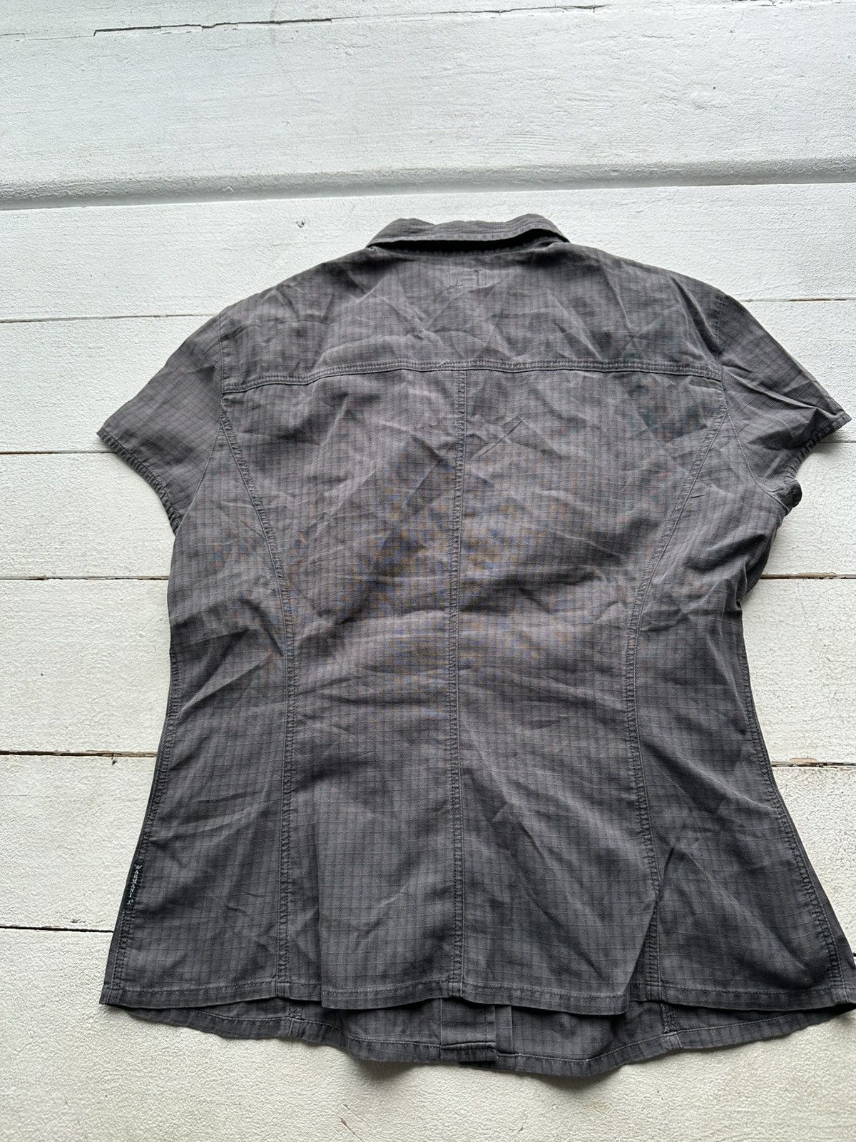 Armani 🚨AVANT GARDE ARMANI 90s RARE shortsleeve BIG LOGO Y2K LUXURY Size XL / US 12-14 / IT 48-50 - 7 Thumbnail