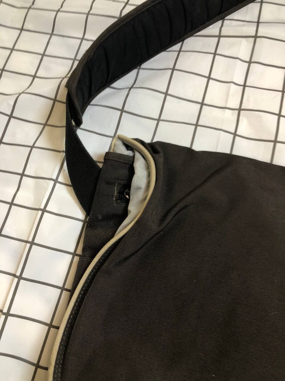 Crumpler Crumpler Silver Dig Bag / Canvas Brown Good Condition Size ONE SIZE - 3 Thumbnail