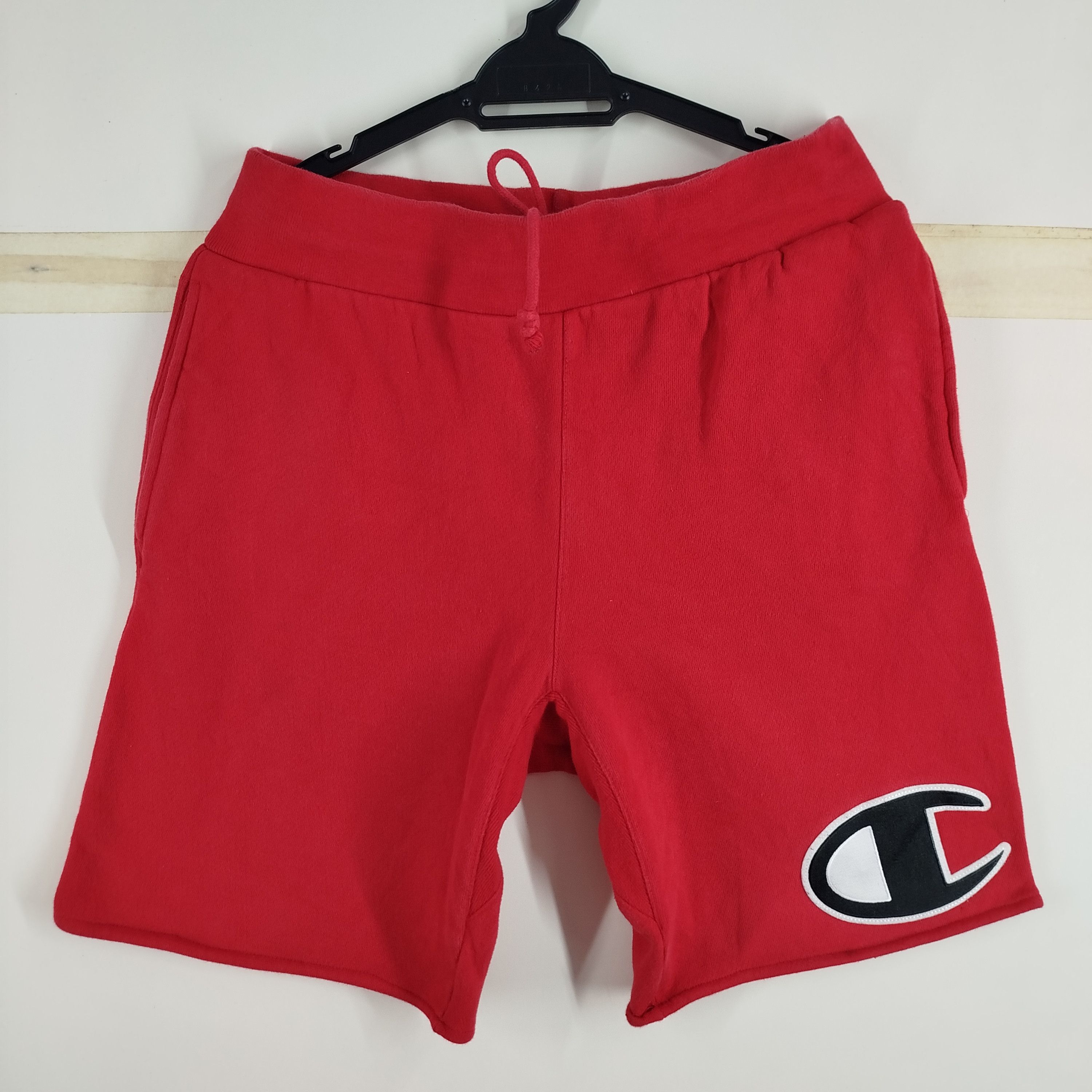 Champion Vintage Champion Reverse Weave Embroidery Big Logo Size US 32 / EU 48 - 1 Thumbnail