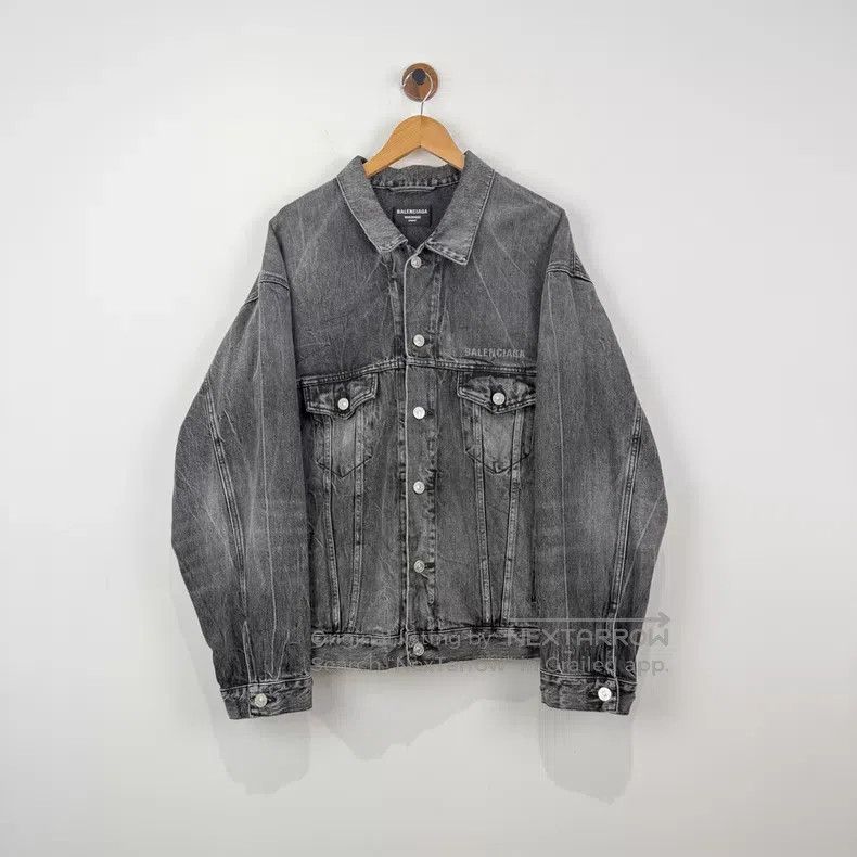 Balenciaga Balenciaga Smiley Print Denim Jacket Size US L / EU 52-54 / 3 - 1 Thumbnail