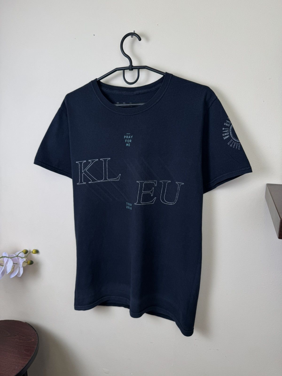 Band Tees Kendrick Lamar Damn Nobody Pray For Me Tour 2017 T Shirt Tee Size US M / EU 48-50 / 2 - 5 Thumbnail