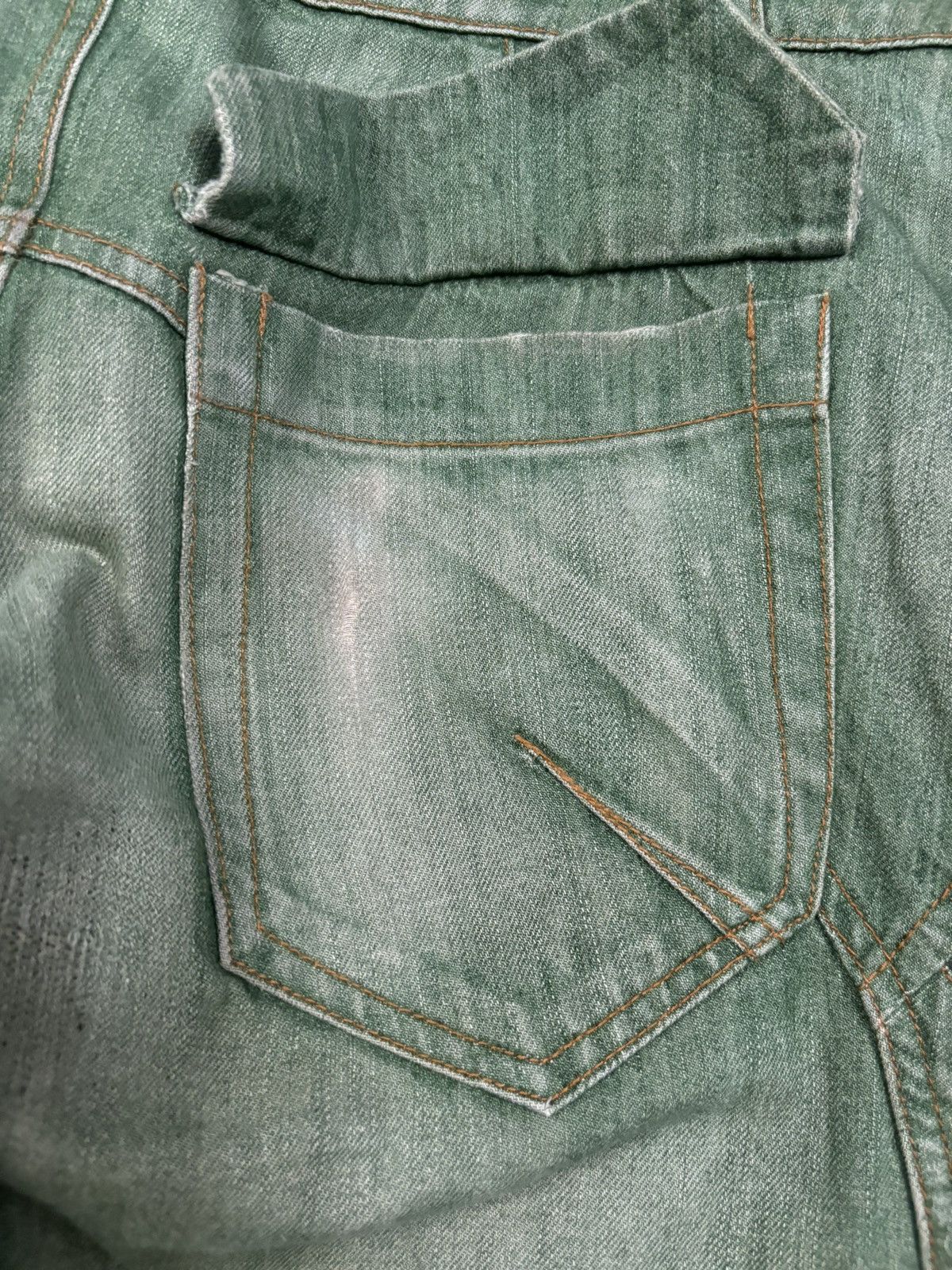Issey Miyake Avant-Garde Griffin Studio Okinawa Faded Jeans Made in Italy Size US 31 - 13 Thumbnail