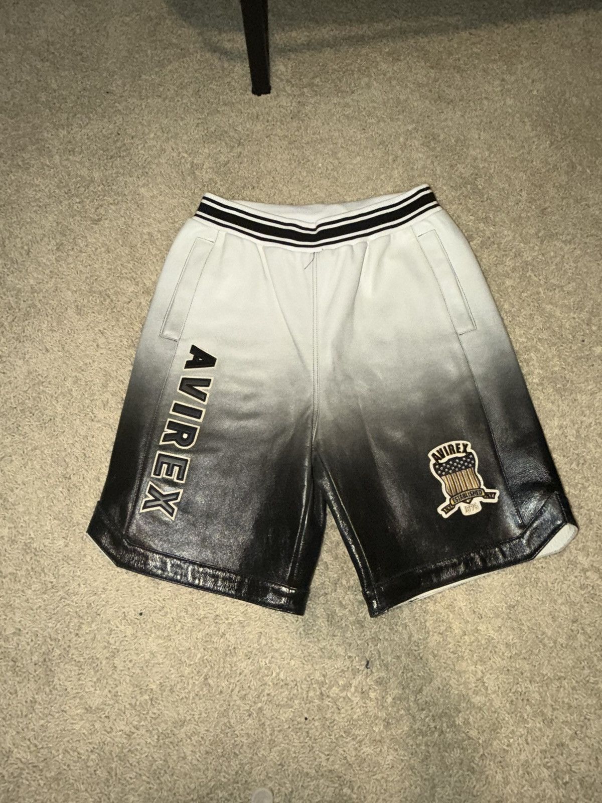Avirex Avirex leather shorts Size US 30 / EU 46 - 1 Thumbnail