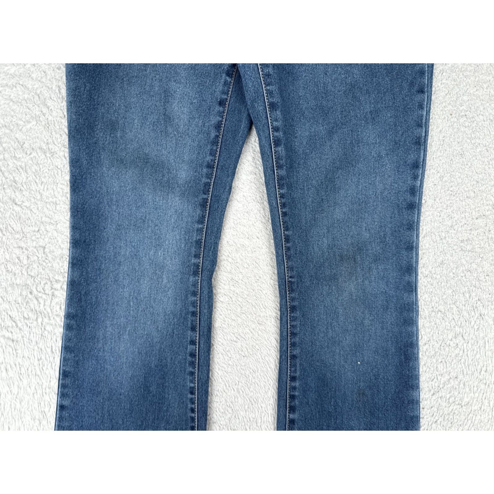 Vintage No Boundaries Jeans Flared Juniors S 27x29 Blue Mid Rise Elastic Waist 5-Pocket Denim Women Size 28" / US 6 / IT 42 - 3 Thumbnail