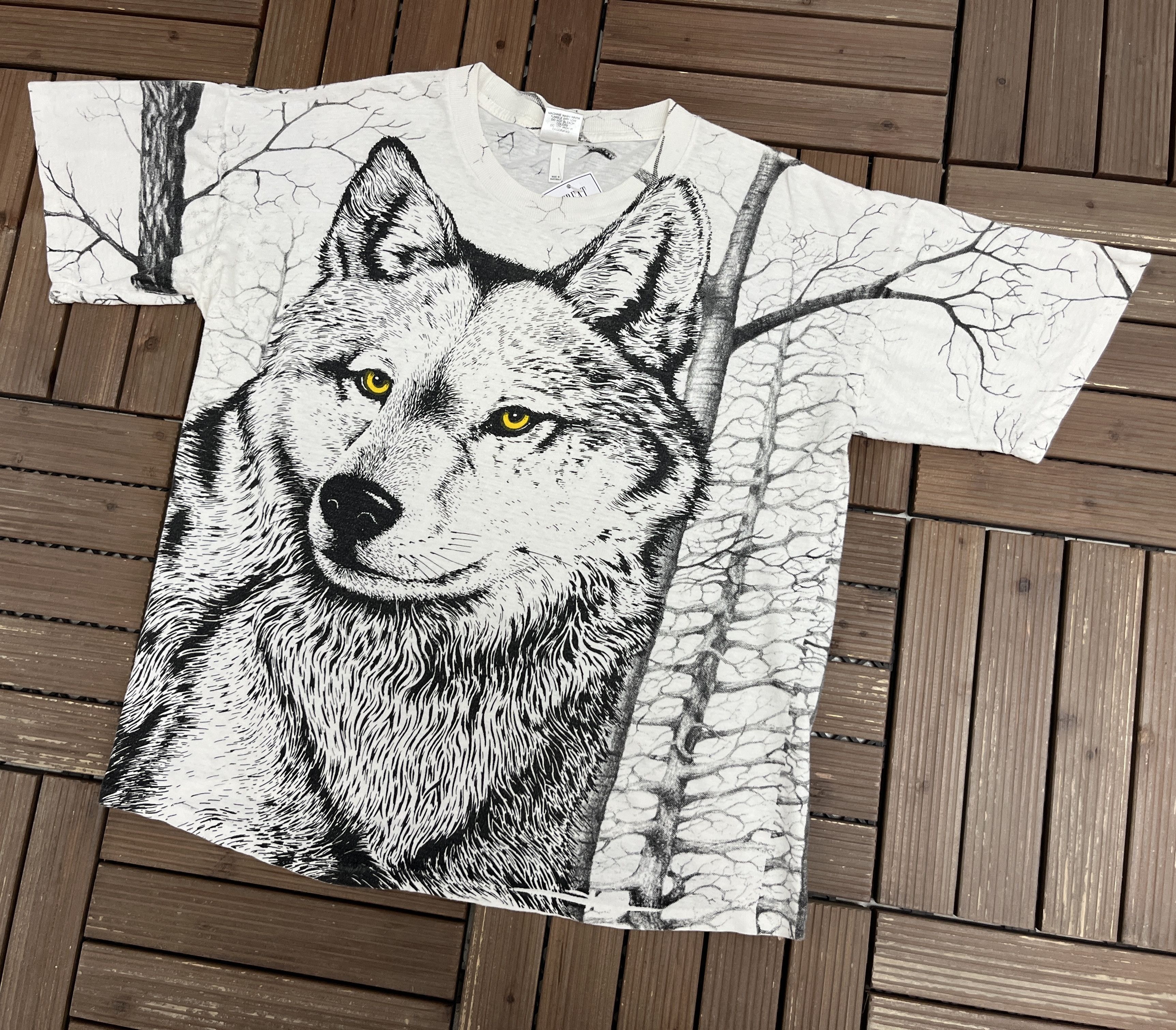 Vintage Wolf Scenic All Over Print Vintage White T-Shirt Tee Size US XL / EU 56 / 4 - 3 Thumbnail