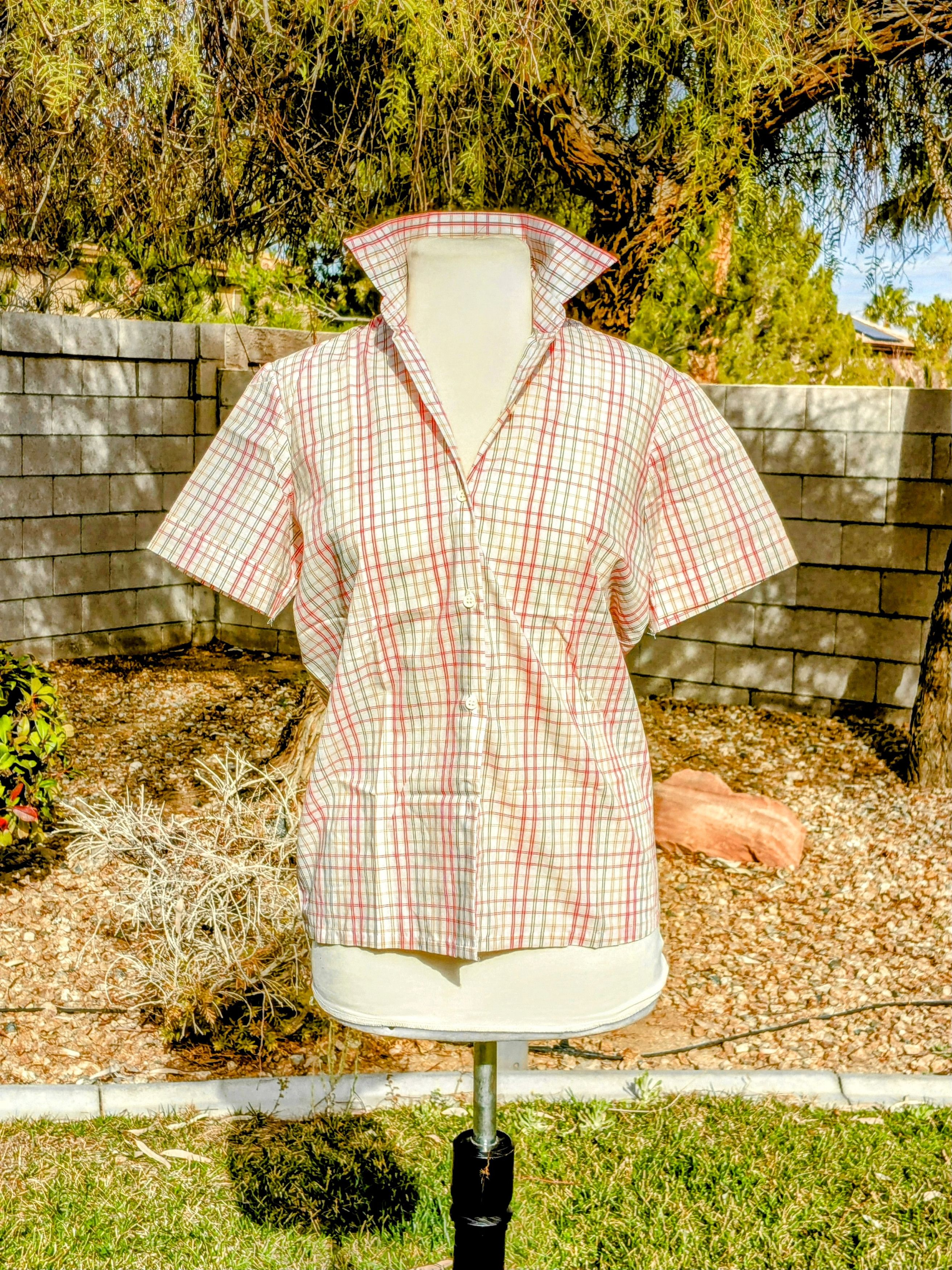Vintage Lady Manhattan 1980s Button-Down Striped Grid S/S Shirt Size S / US 4 / IT 40 - 1 Thumbnail