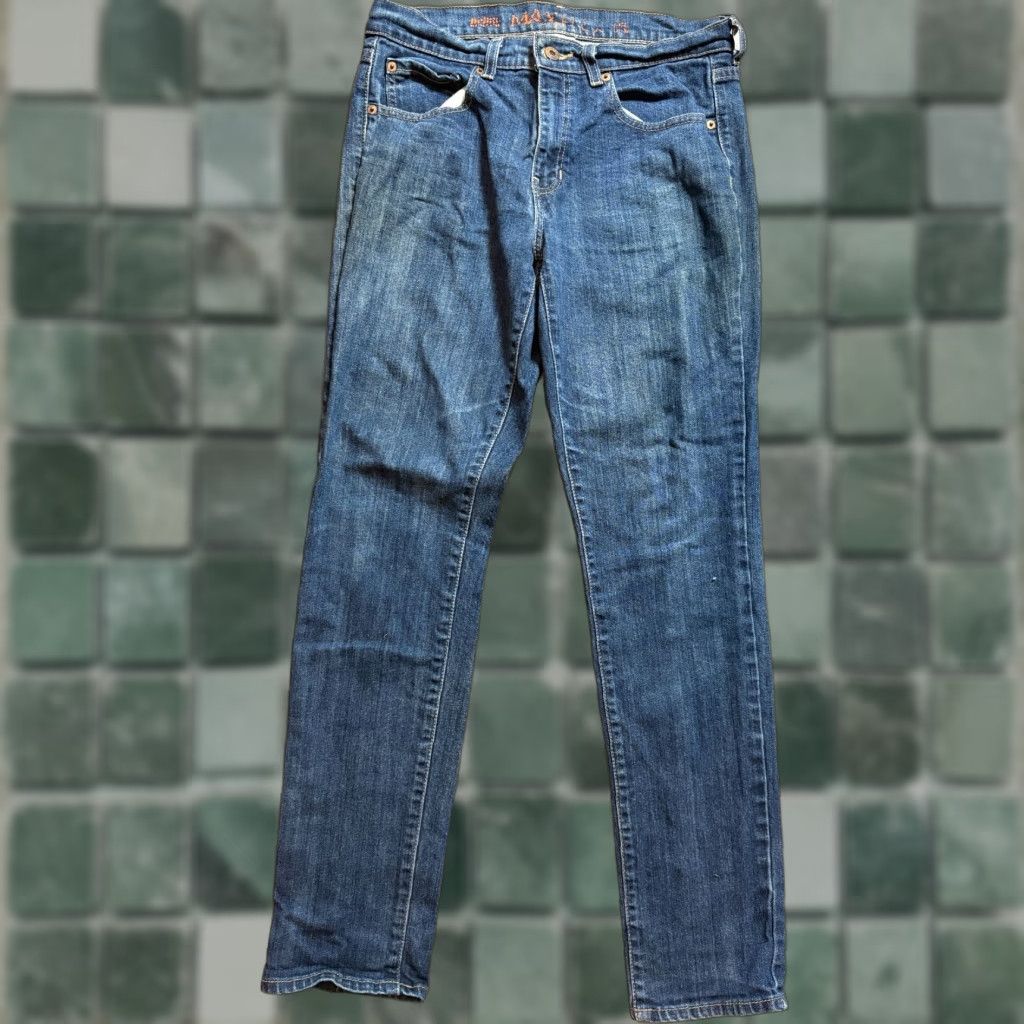 Vintage UNIONBAY Jeans Womens Urban Pipeline Dark Blue Denim 30 x 30 Straight Cotton Spandex Button 30in Regular Womens Size 30" / US 8 / IT 44 - 1 Thumbnail