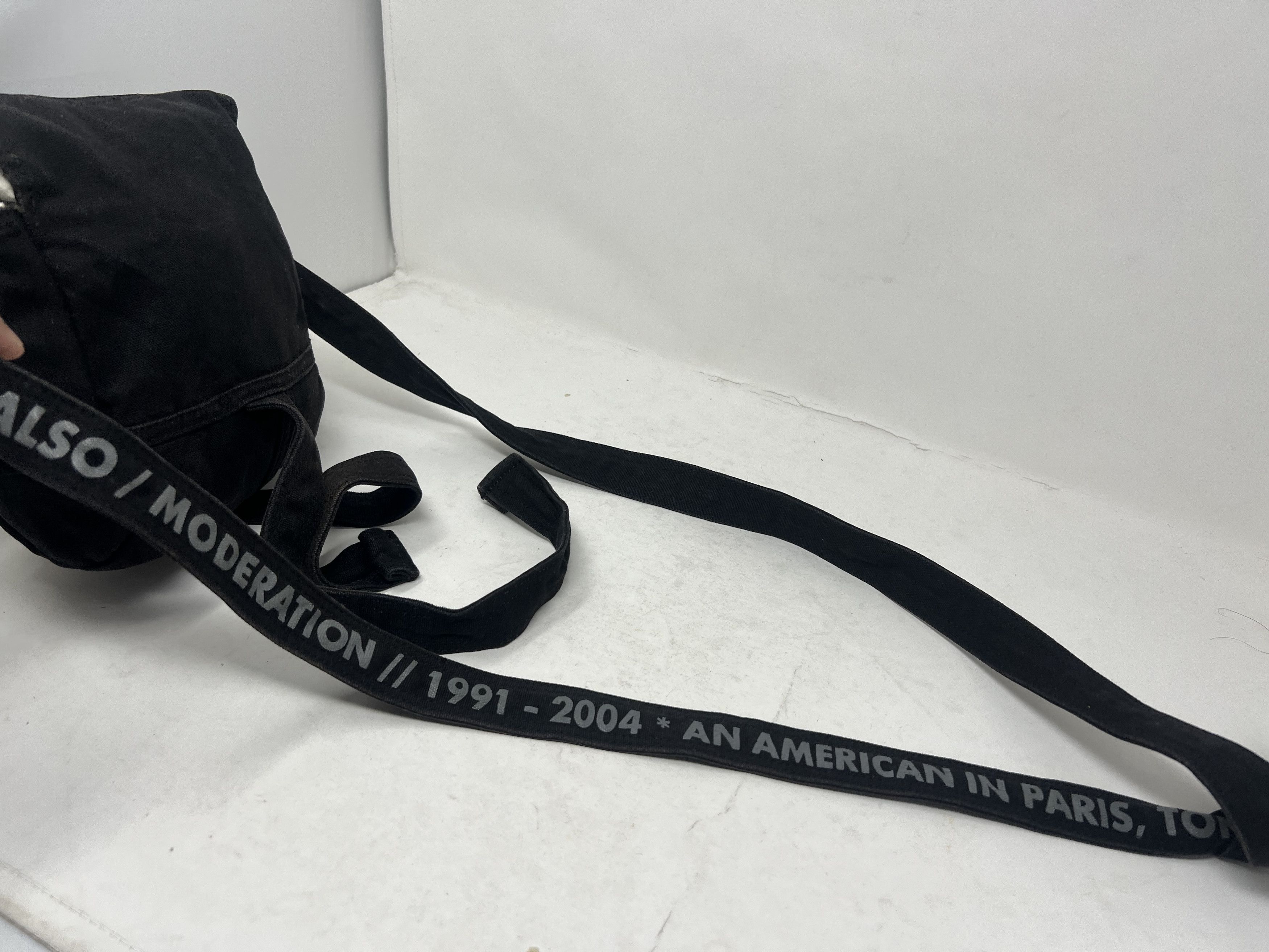 Japanese Brand American In Paris AIP Canvas Crossbody Bag Size ONE SIZE - 12 Thumbnail
