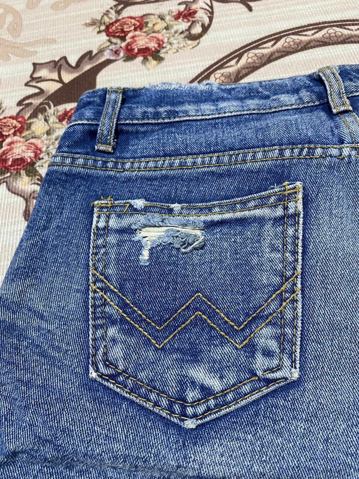 Acne Studios Acne Studios Short Jeans Size 28" / US 6 / IT 42 - 12 Thumbnail