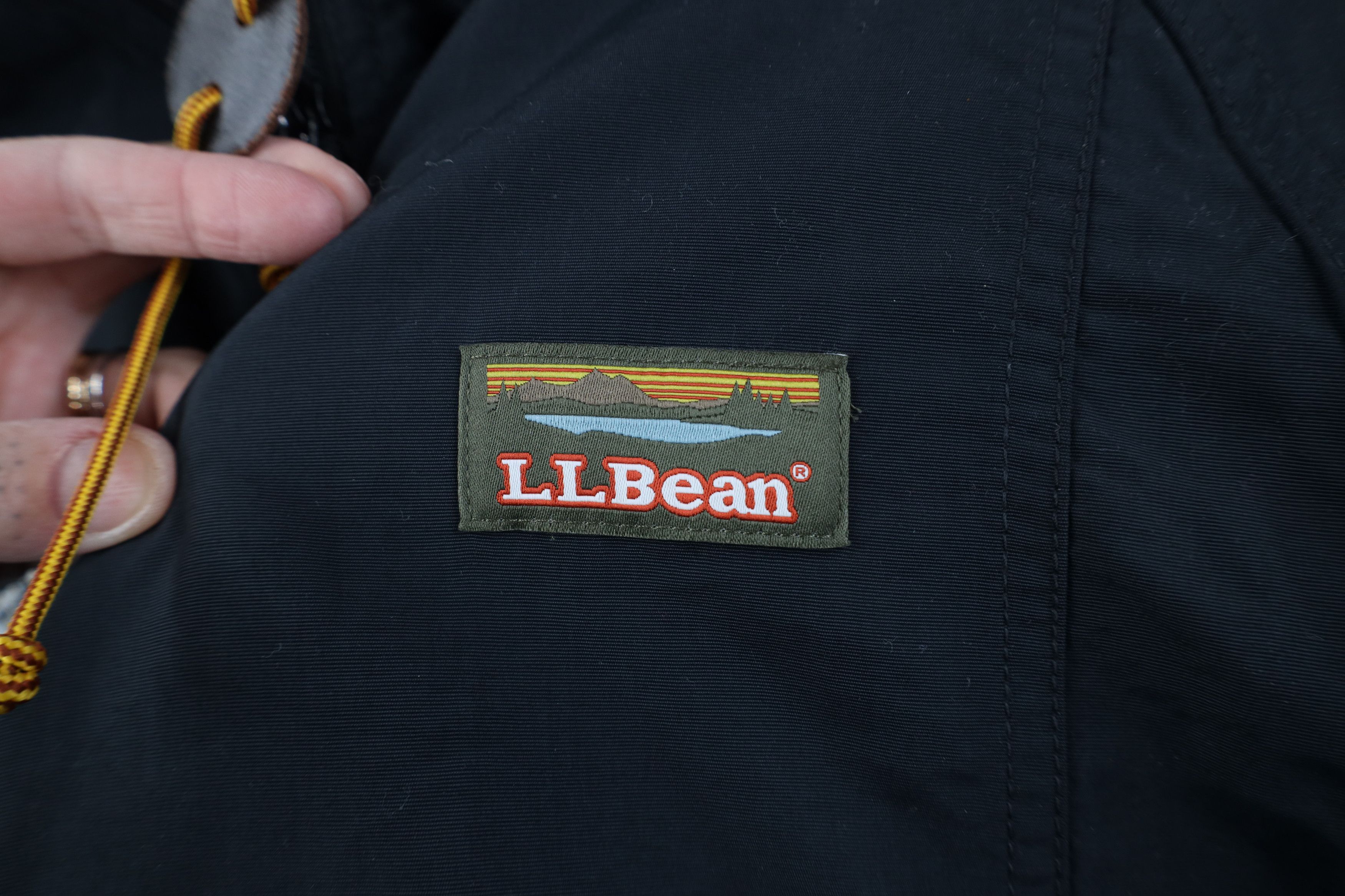 L.L. Bean LL Bean Brewing Distilling Co Hooded Anorak Jacket Black Size US M / EU 48-50 / 2 - 4 Thumbnail