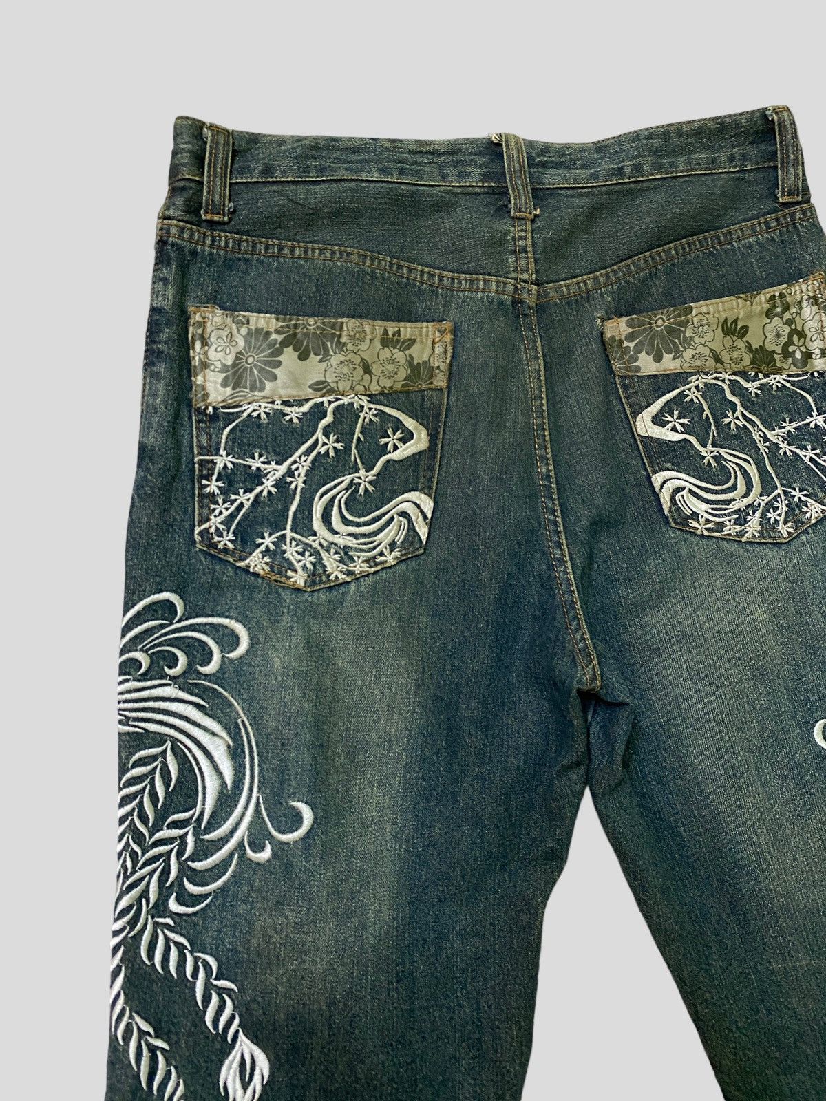 Japanese Brand × Vintage Vintage Japan Tattoo Embroidery Floral Design Denim Size US 32 / EU 48 - 9 Thumbnail