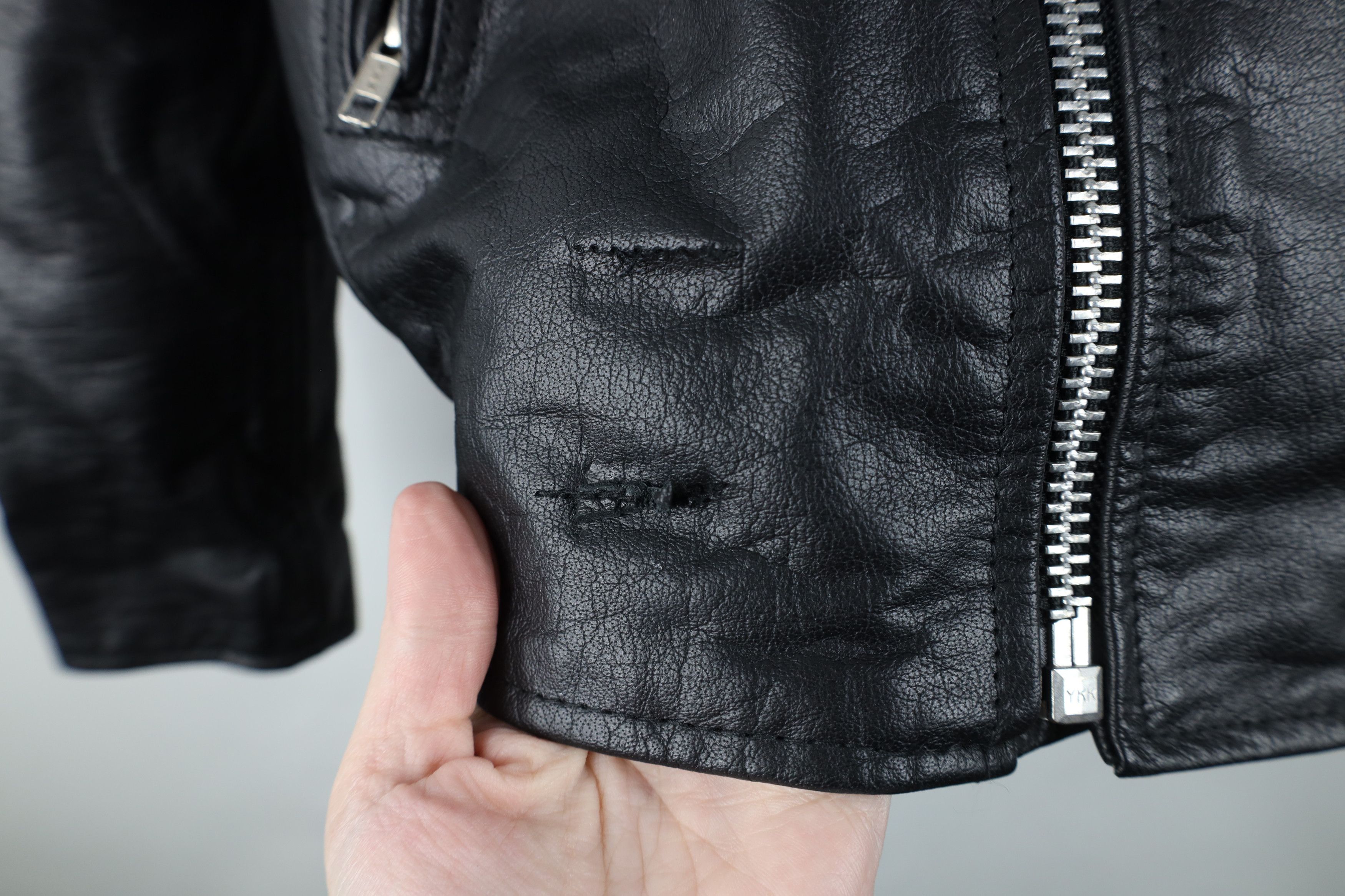 Vintage Vintage Lined Braided Leather Motorcycle Jacket Black Size US L / EU 52-54 / 3 - 4 Thumbnail