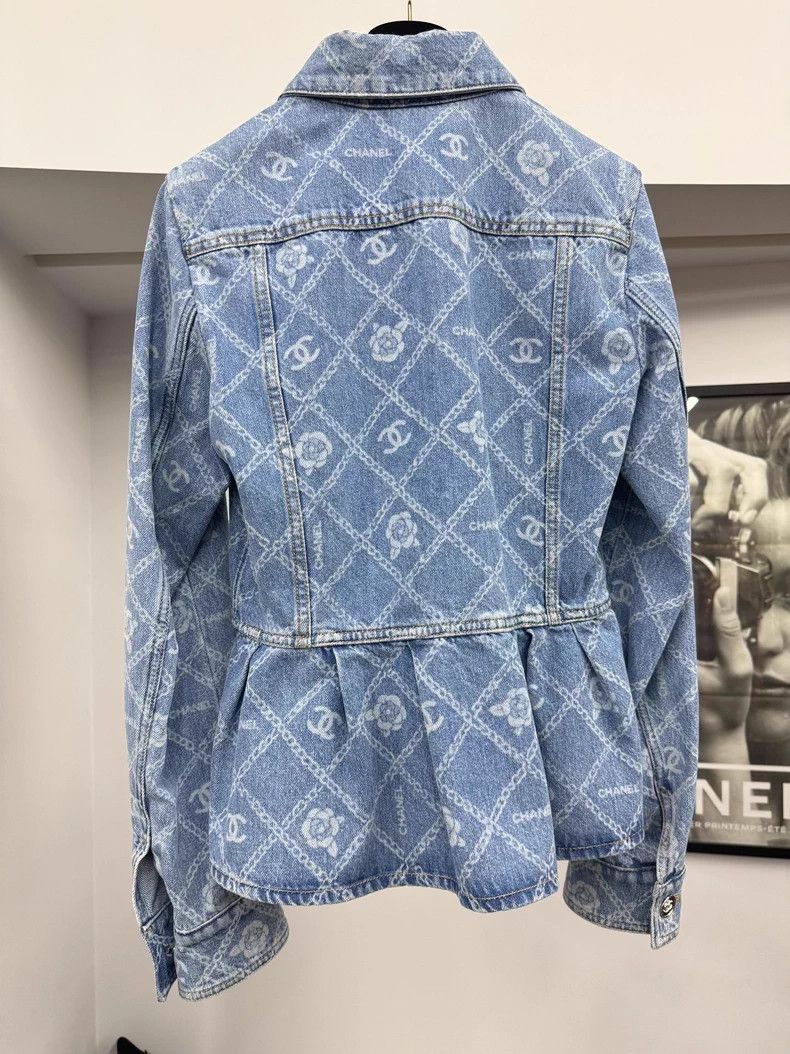 Chanel Chanel 23A blue camelia dark pattern lapel pleated denim j Size XS / US 0-2 / IT 36-38 - 3 Thumbnail